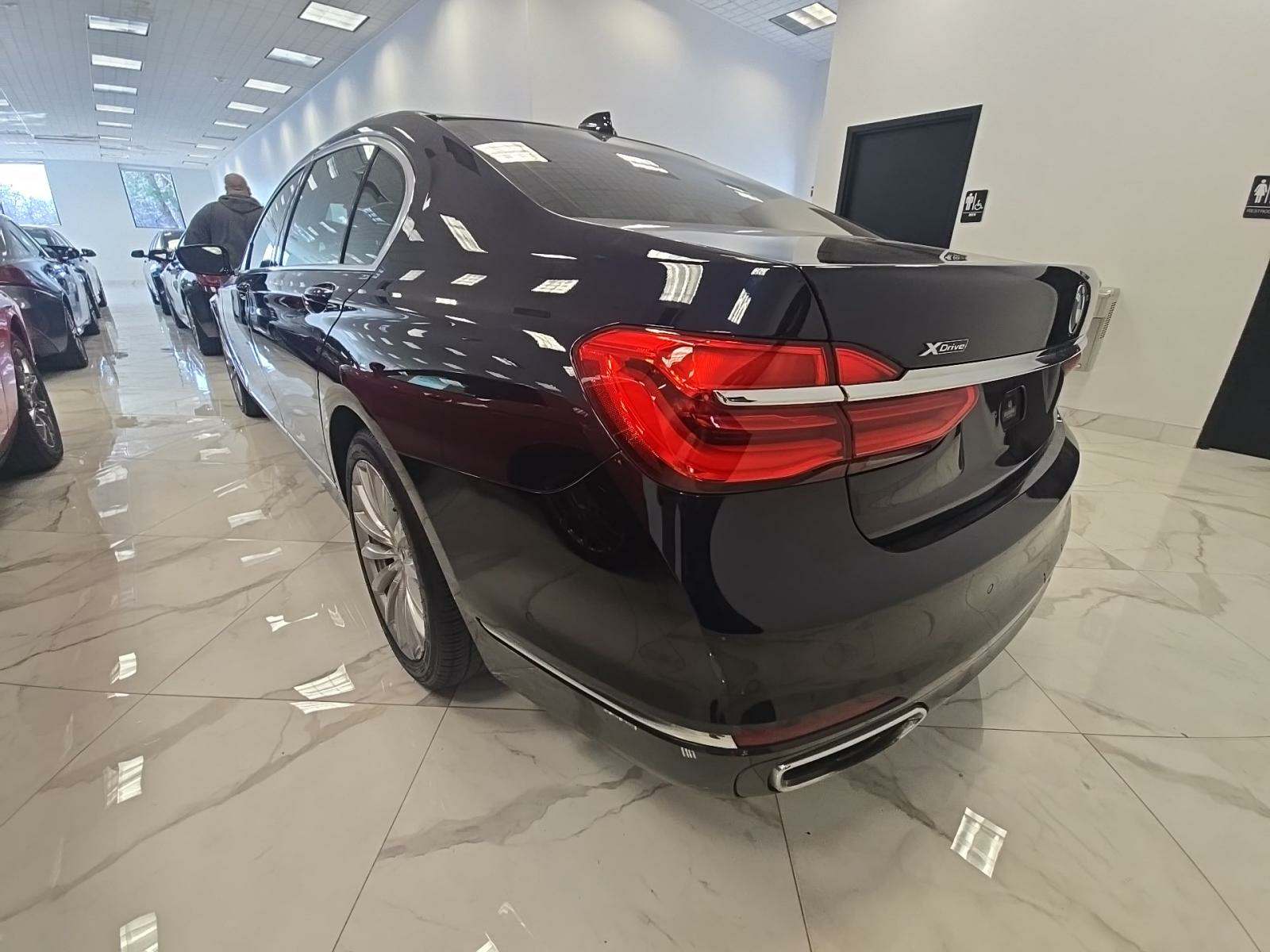 2017 BMW 7 Series 740i xDrive AWD