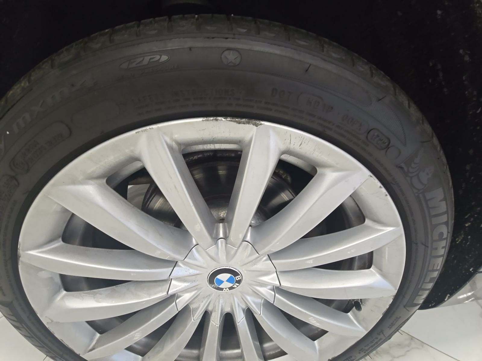 2017 BMW 7 Series 740i xDrive AWD