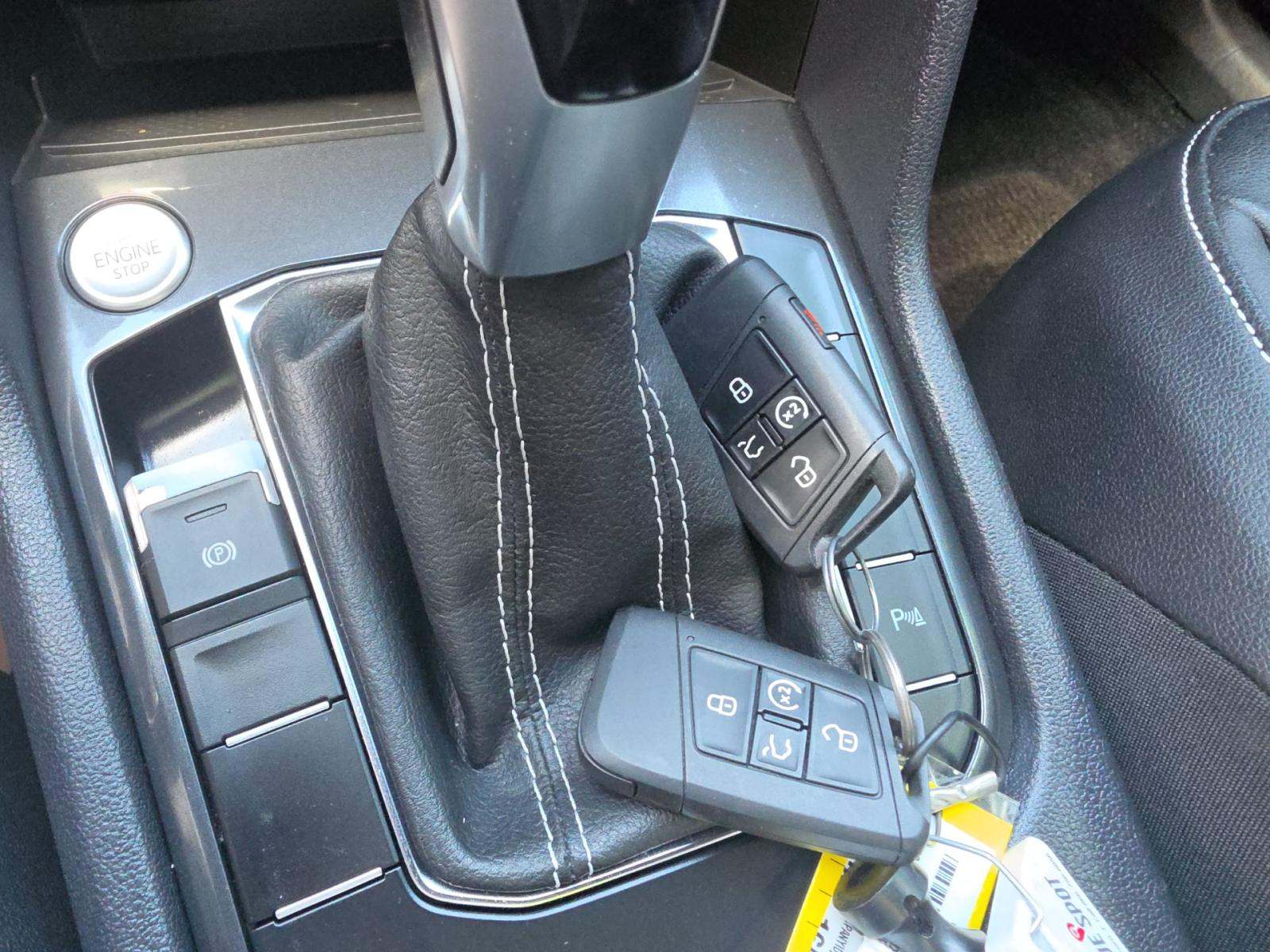 2023 Volkswagen Tiguan 2.0T SE R-Line Black FWD