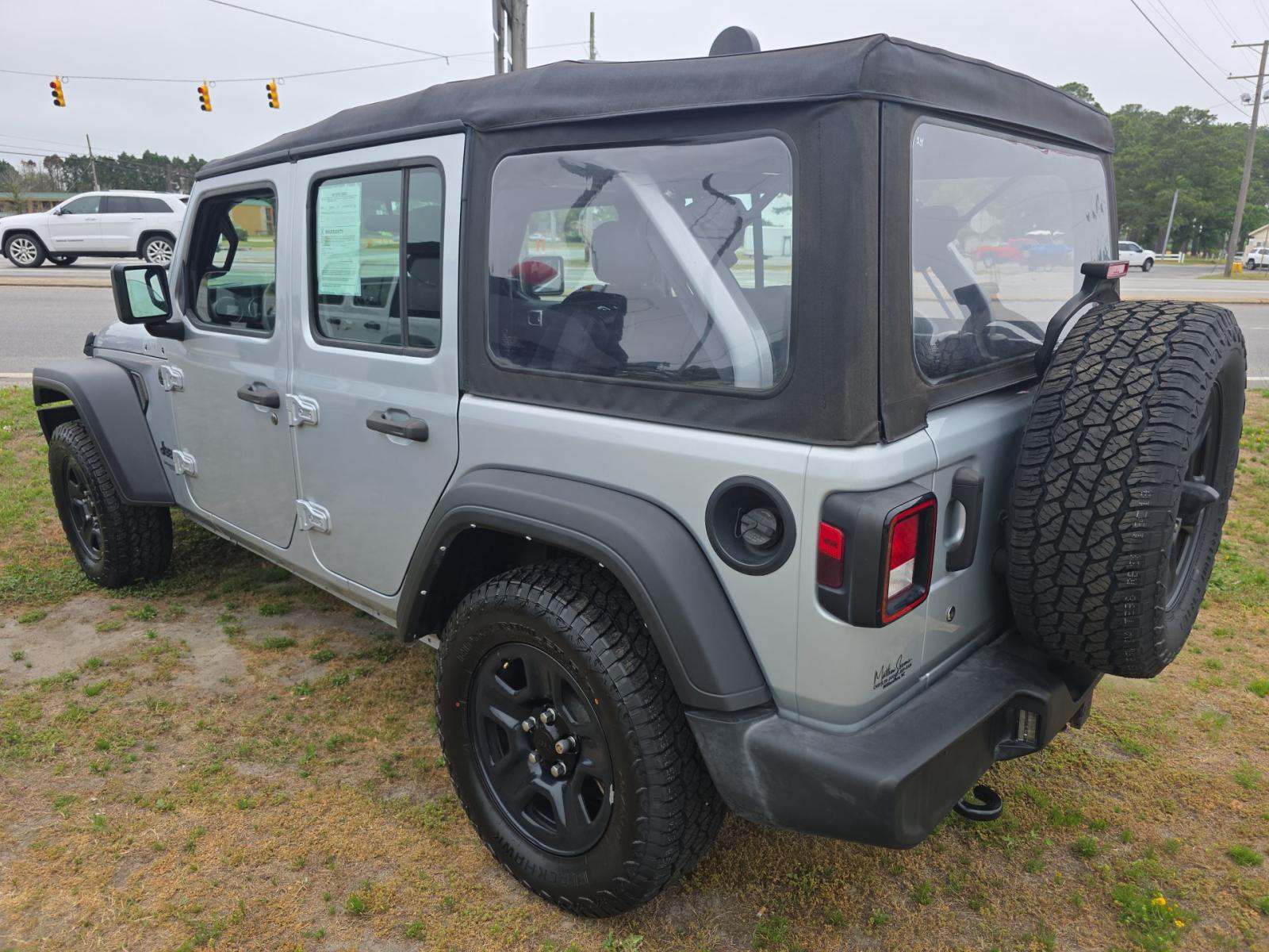 2022 Jeep Wrangler Unlimited Sport AWD