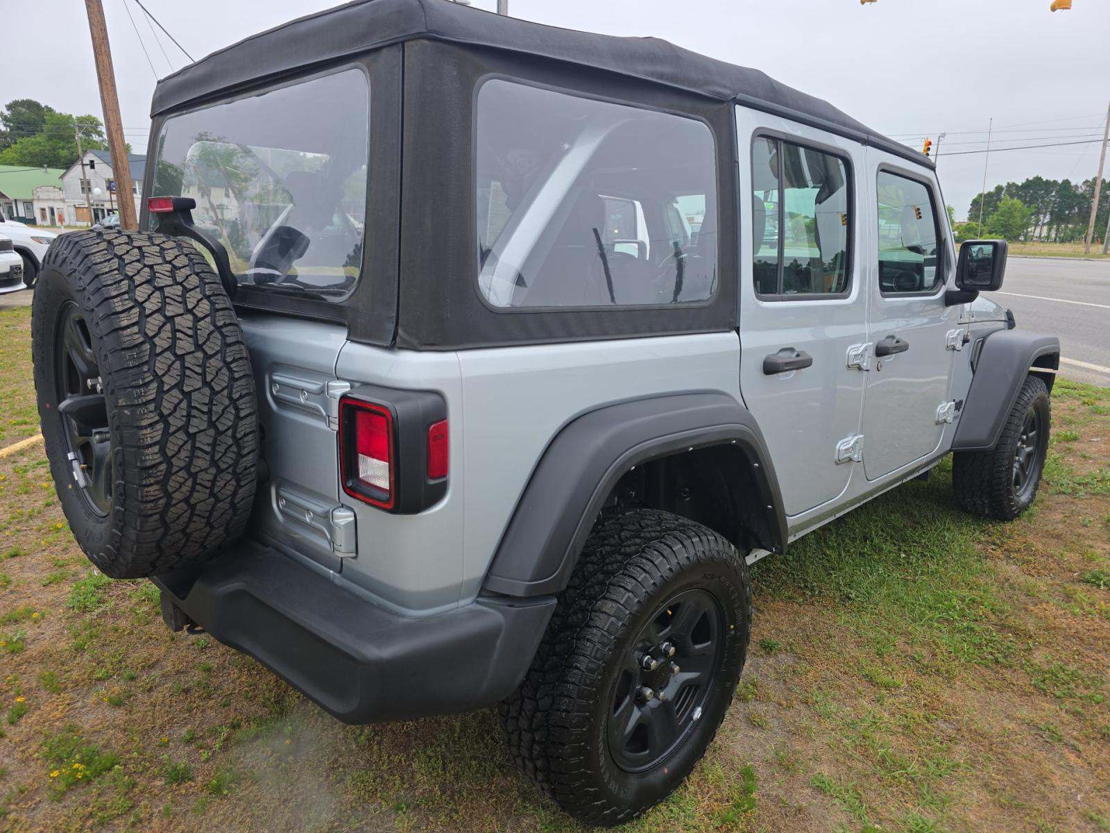 2022 Jeep Wrangler Unlimited Sport AWD