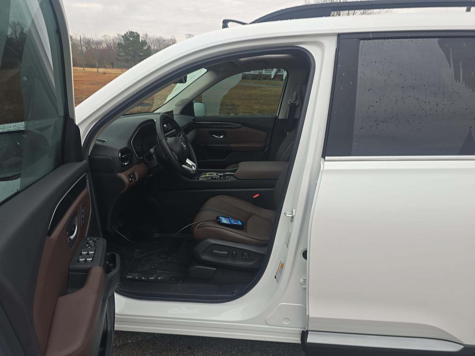 2025 Honda Pilot Elite AWD