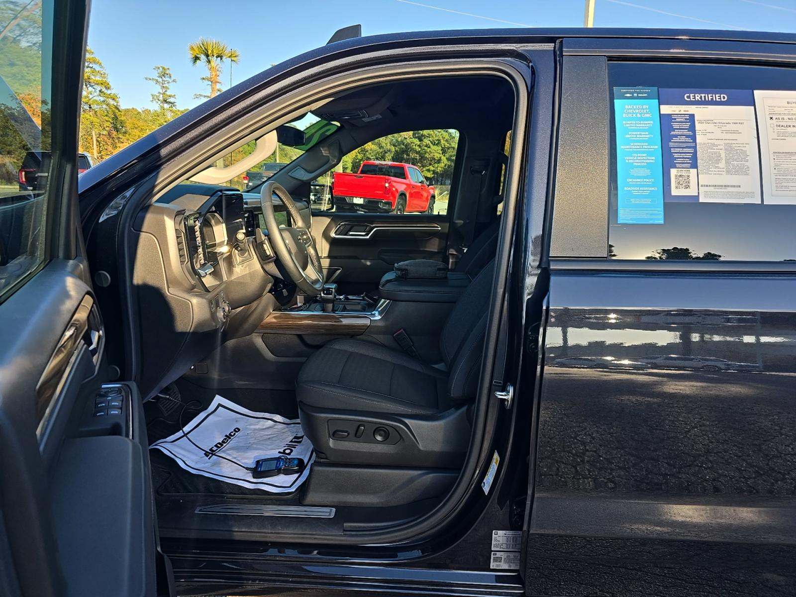 2024 Chevrolet Silverado 1500 RST RWD