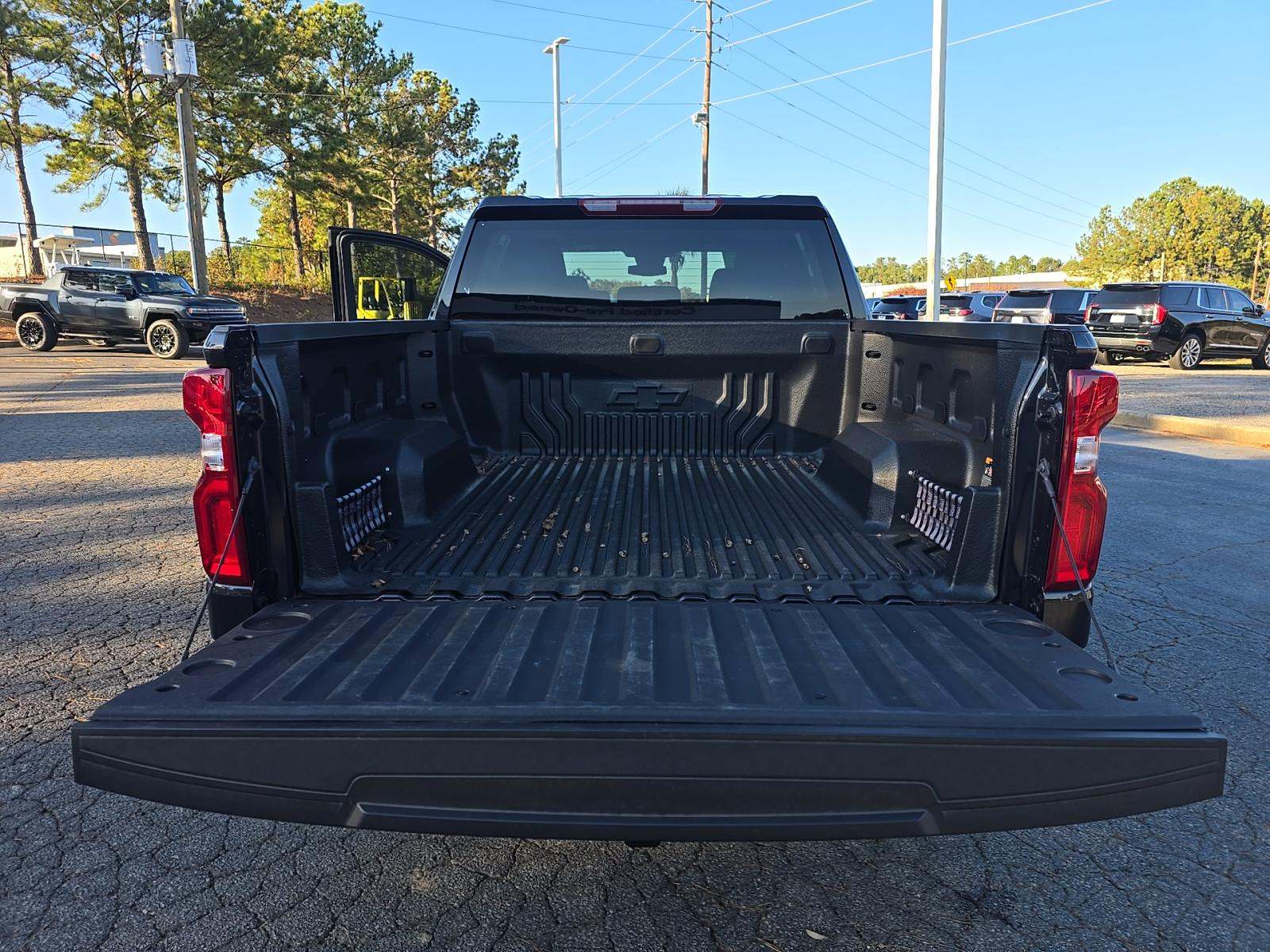 2024 Chevrolet Silverado 1500 RST RWD