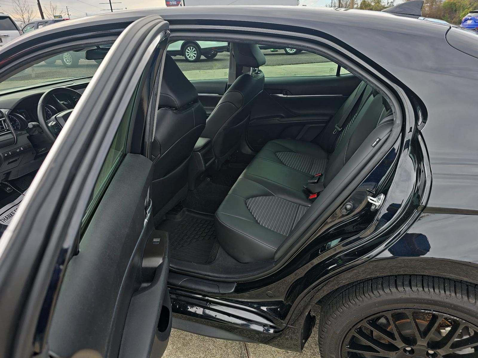 2023 Toyota Camry SE FWD