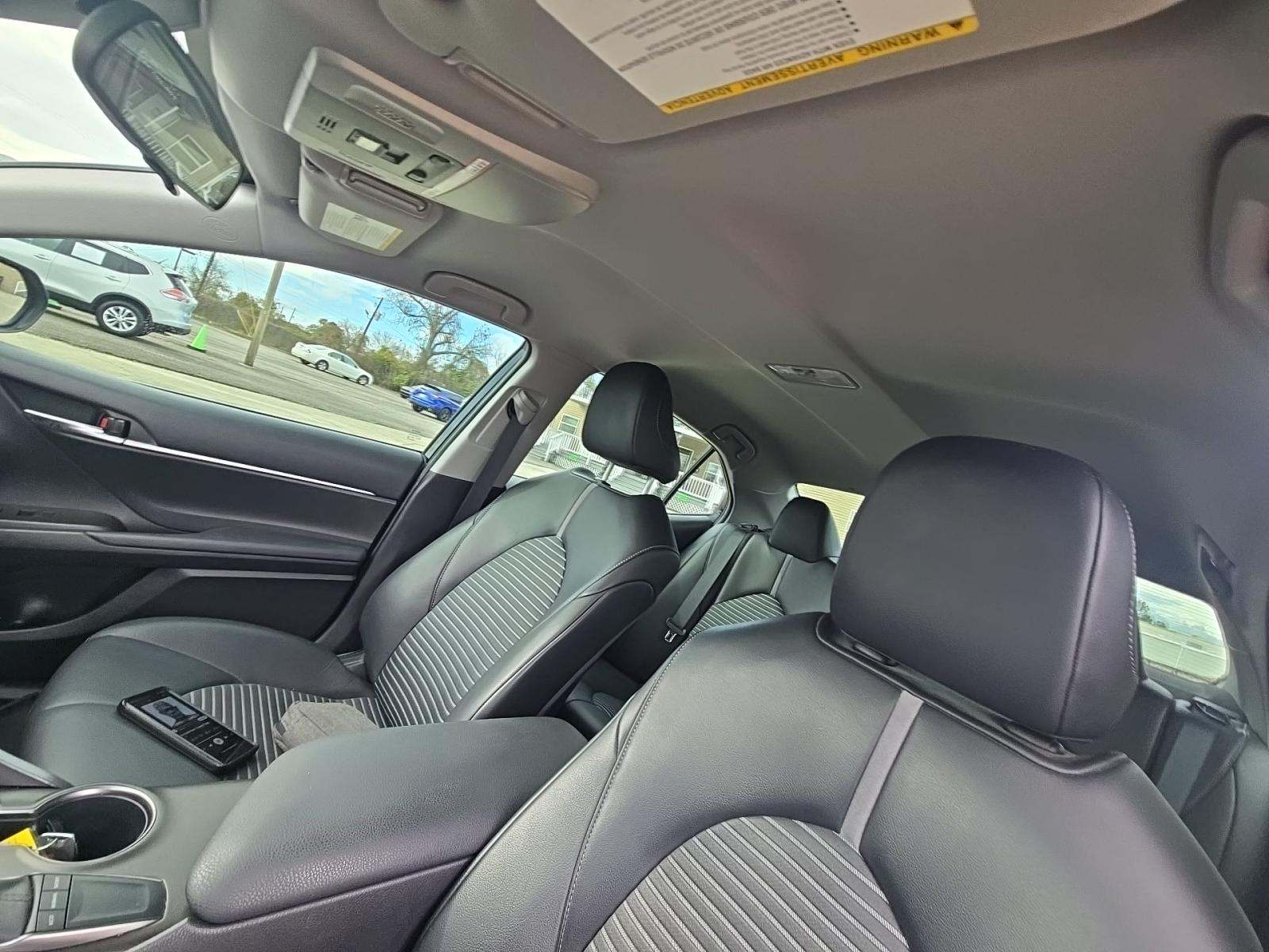 2023 Toyota Camry SE FWD