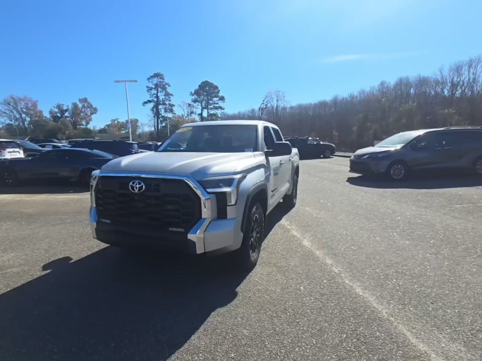 2024 Toyota Tundra SR5 AWD