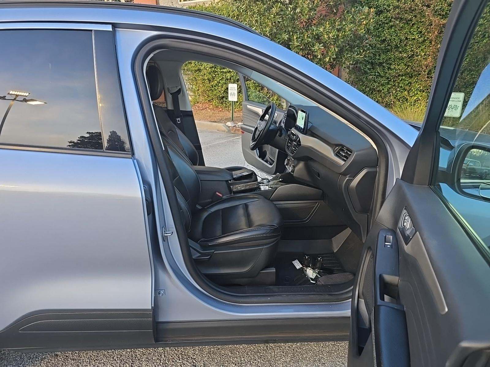 2022 Ford Escape SEL AWD