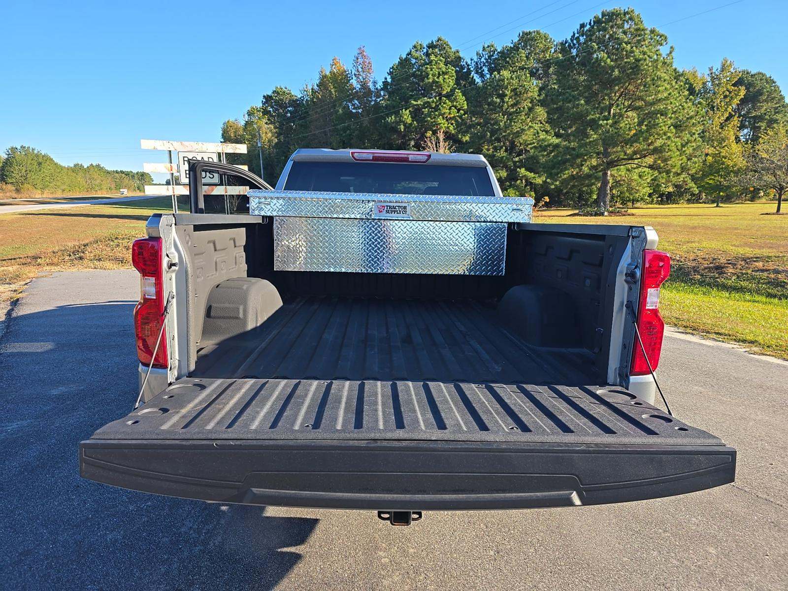 2023 Chevrolet Silverado 1500 LT AWD