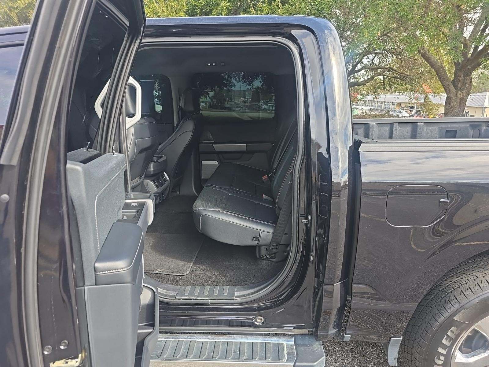 2023 Ford F-150 Lariat RWD