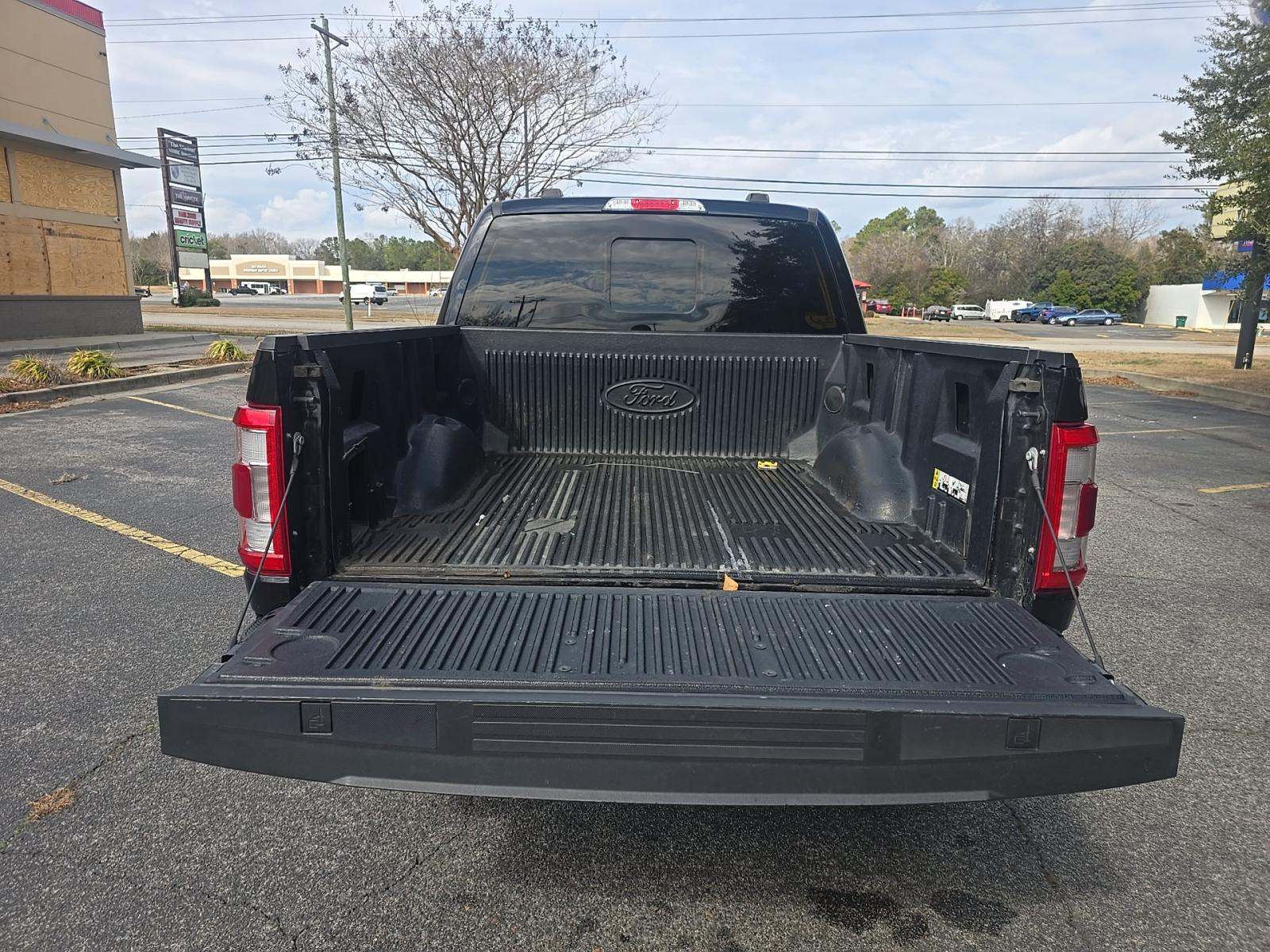 2023 Ford F-150 Lariat RWD