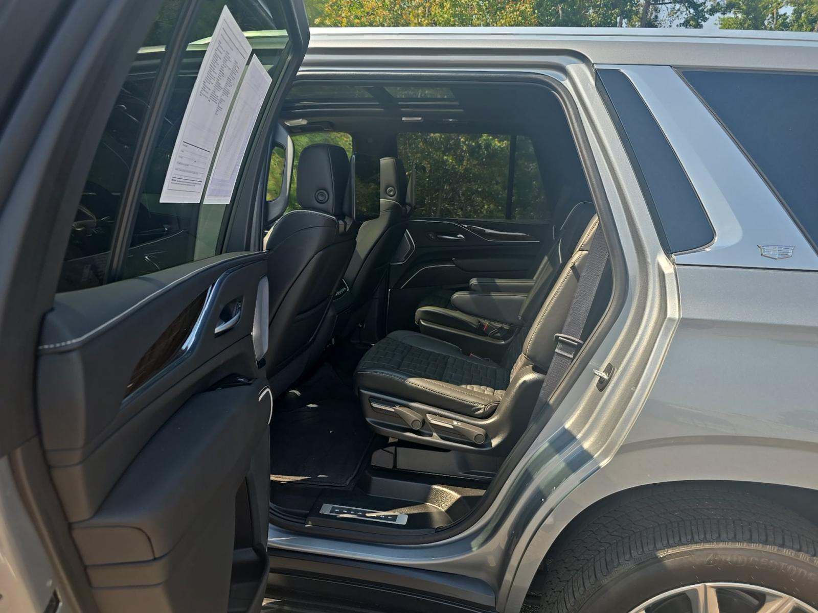 2024 Cadillac Escalade Premium Luxury Platinum AWD