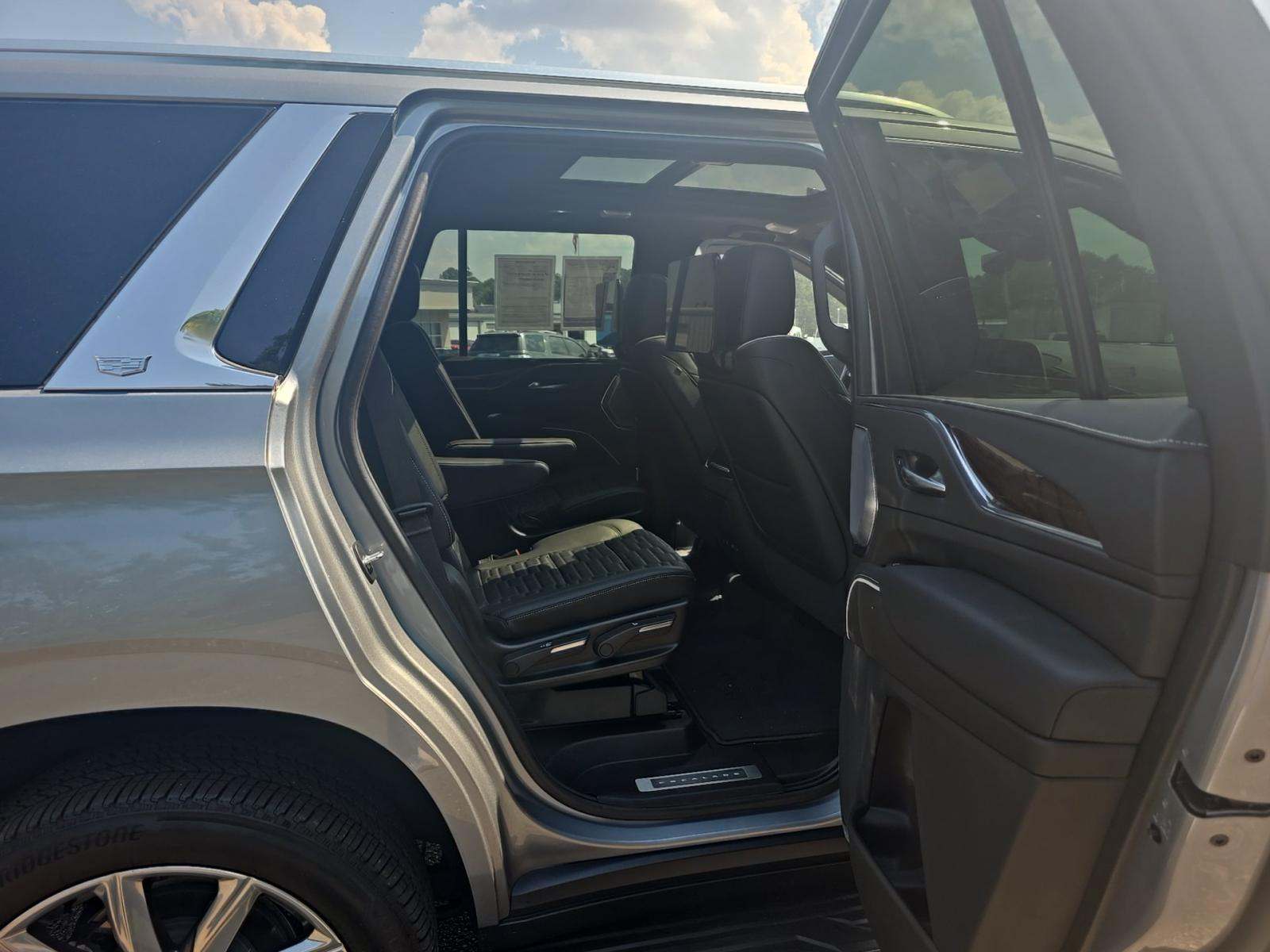 2024 Cadillac Escalade Premium Luxury Platinum AWD