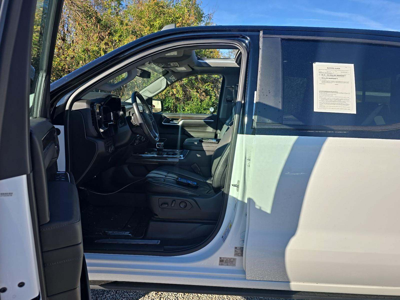 2023 Chevrolet Silverado 1500 RST AWD