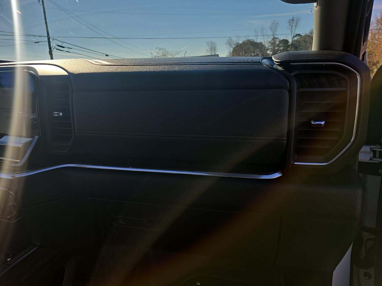 2023 Chevrolet Silverado 1500 RST AWD