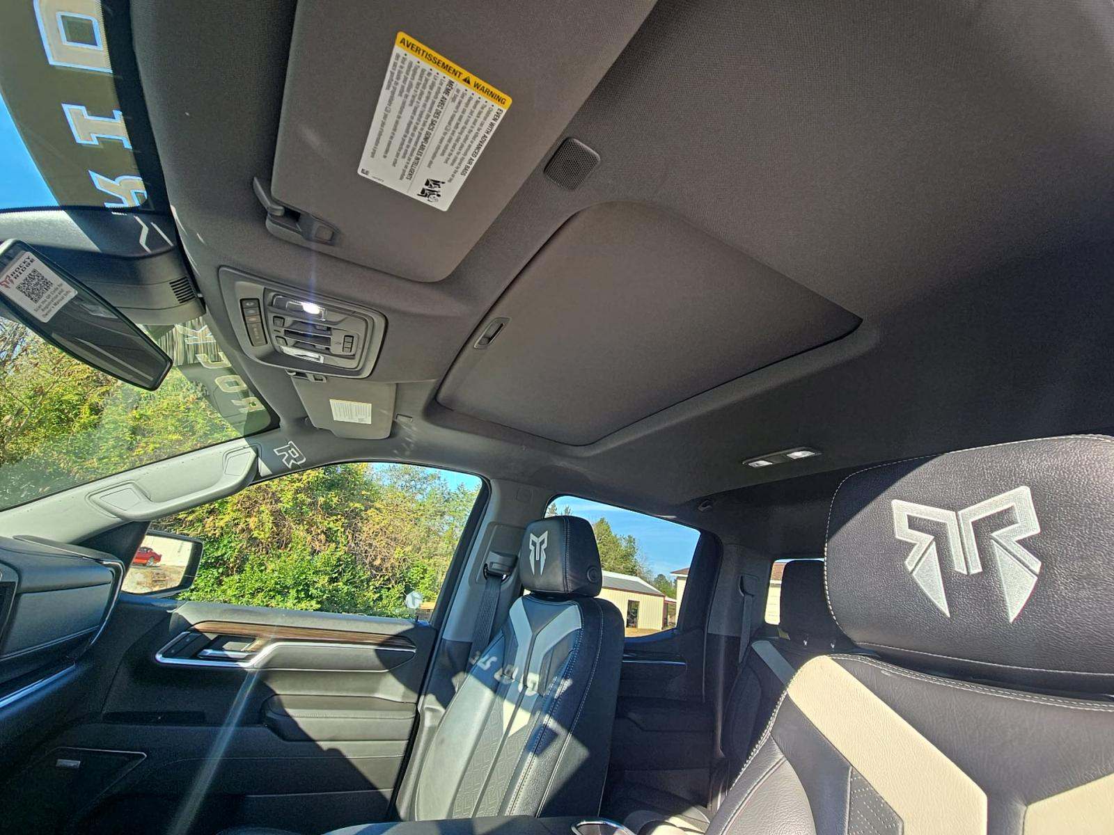 2023 Chevrolet Silverado 1500 RST AWD