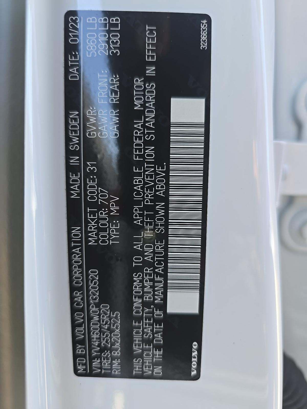 2023 Volvo XC60 Recharge T8 Plus AWD