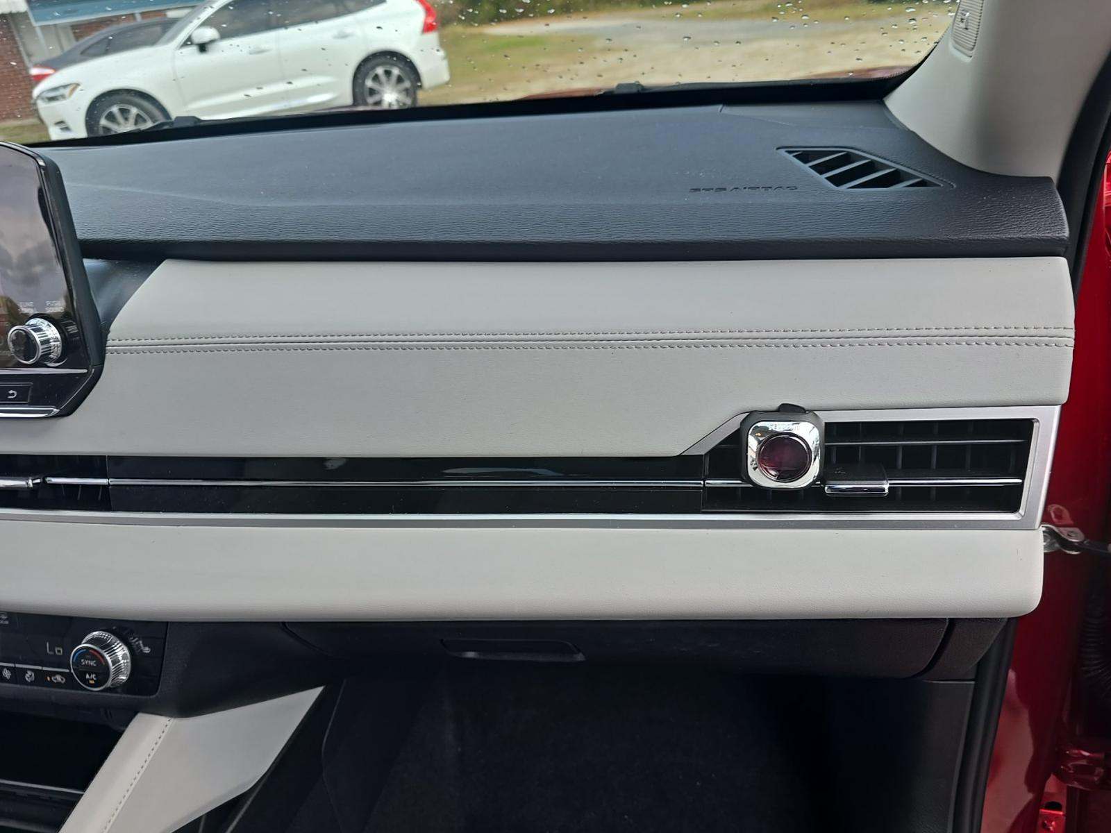 2023 Mitsubishi Outlander SEL FWD