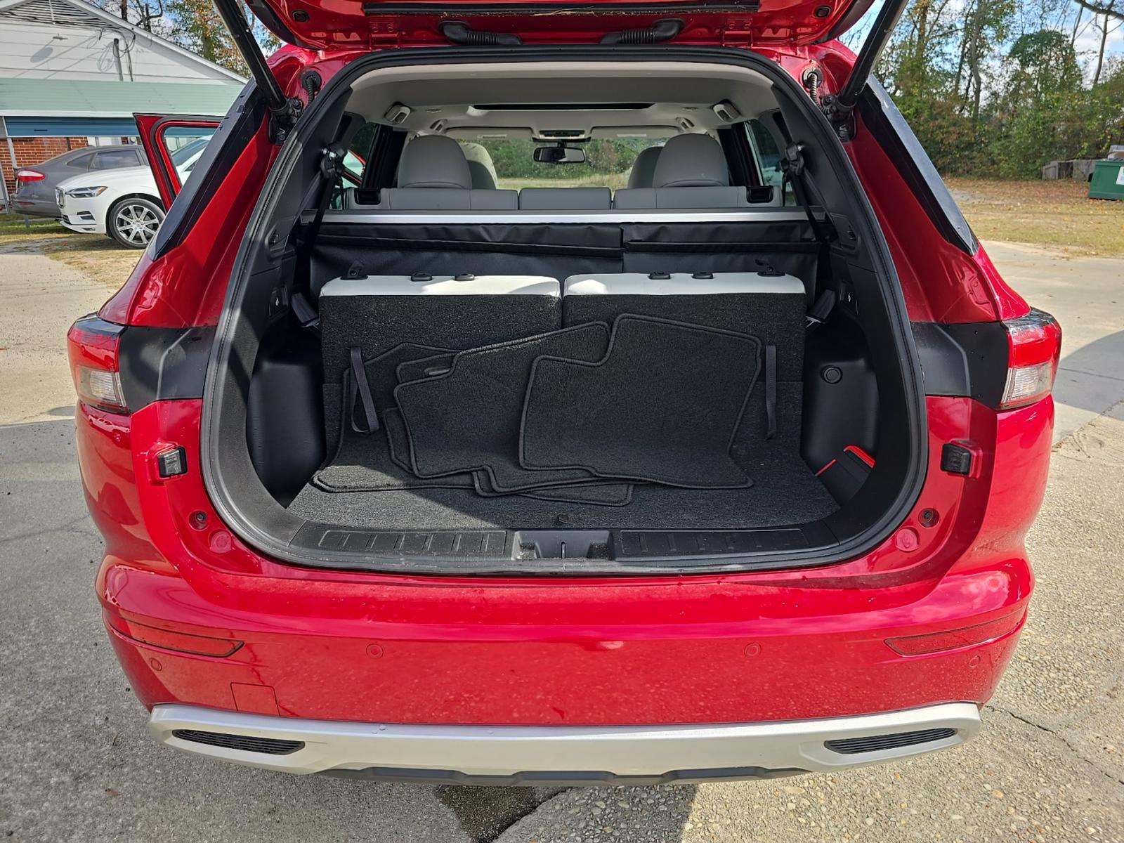 2023 Mitsubishi Outlander SEL FWD