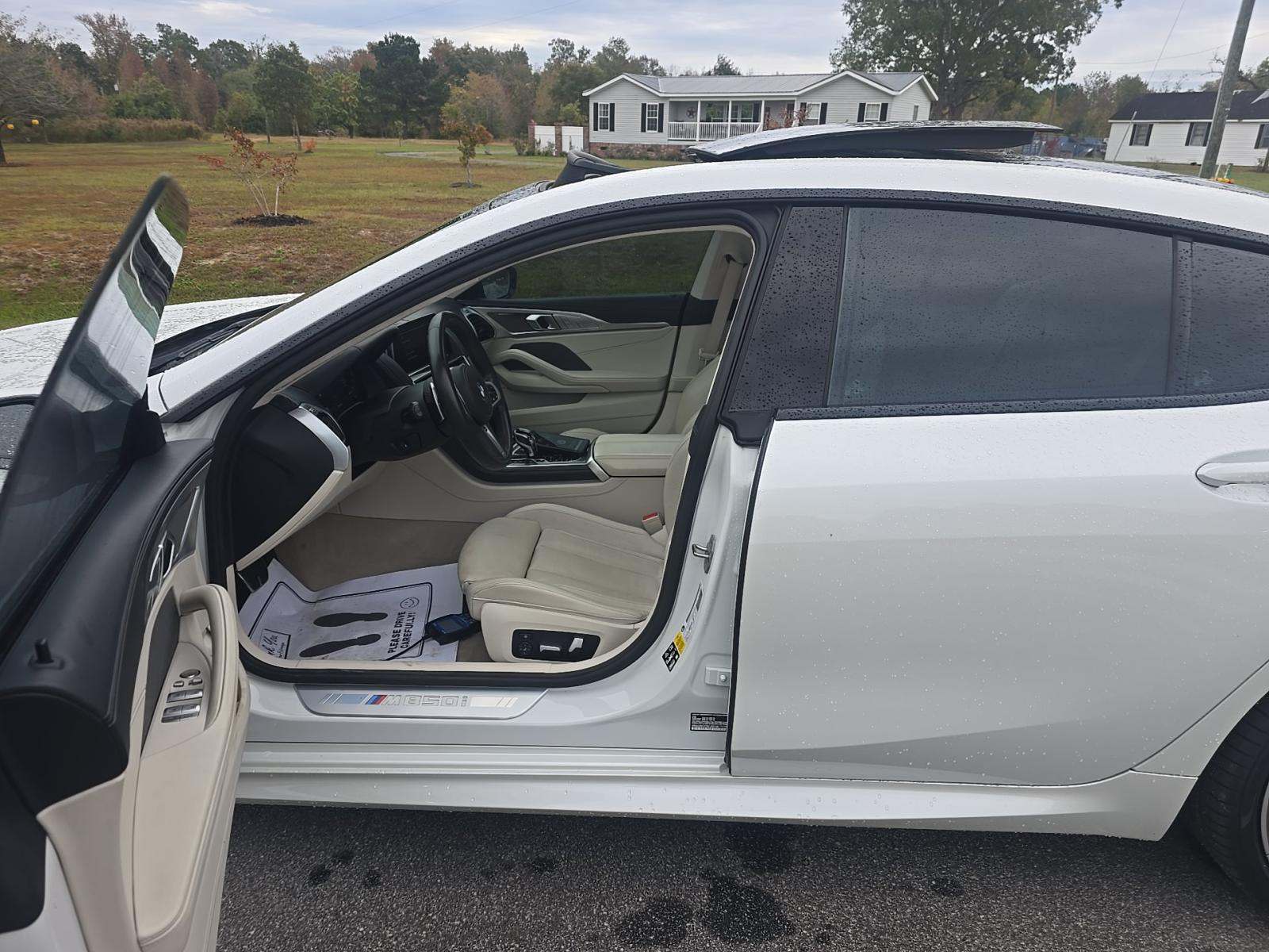 2022 BMW 8 Series M850i xDrive AWD