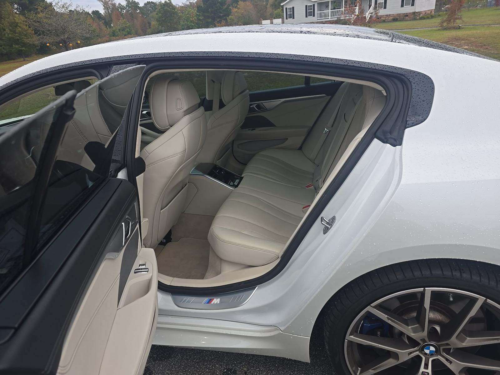 2022 BMW 8 Series M850i xDrive AWD