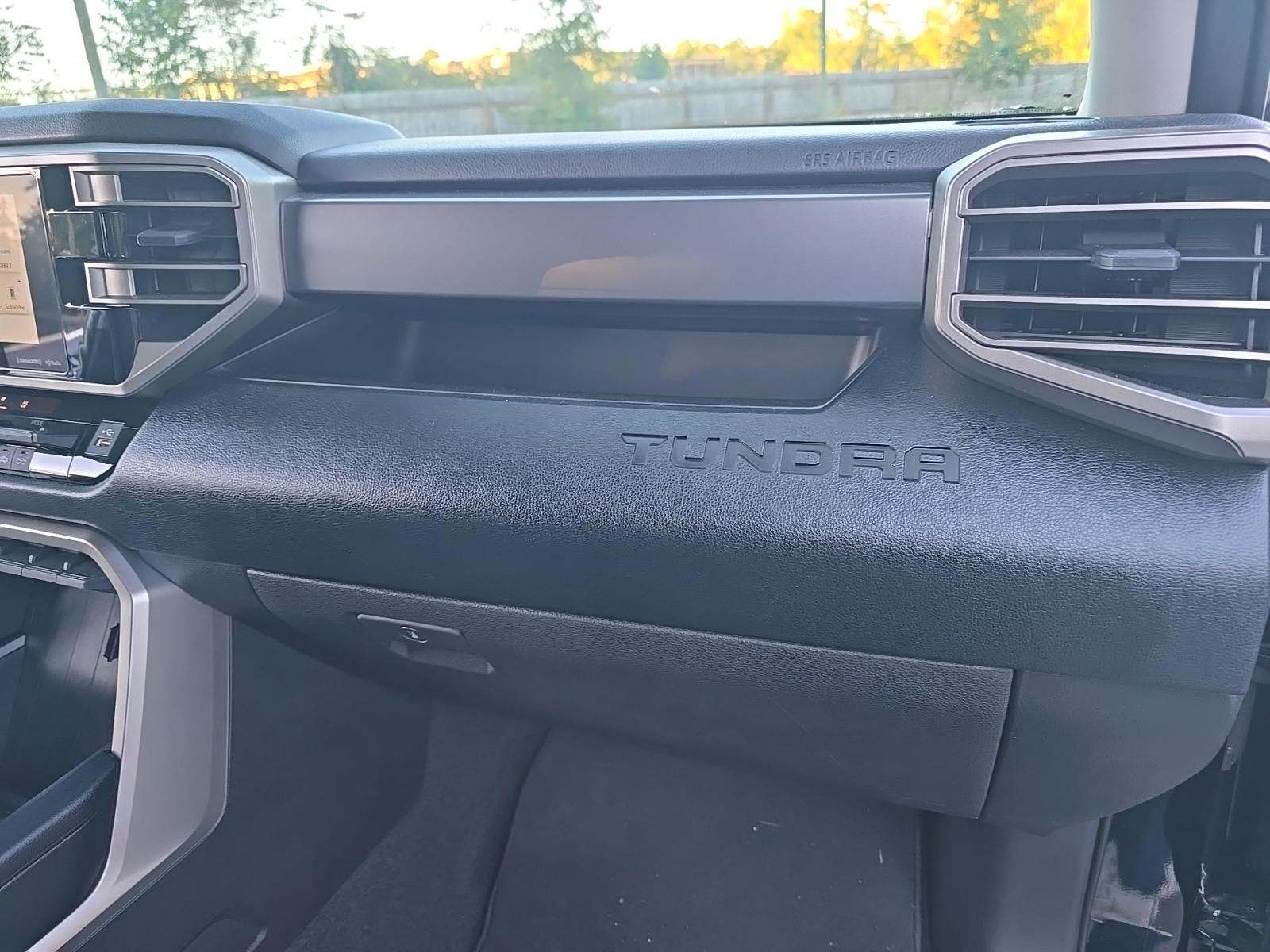 2024 Toyota Tundra SR5 AWD