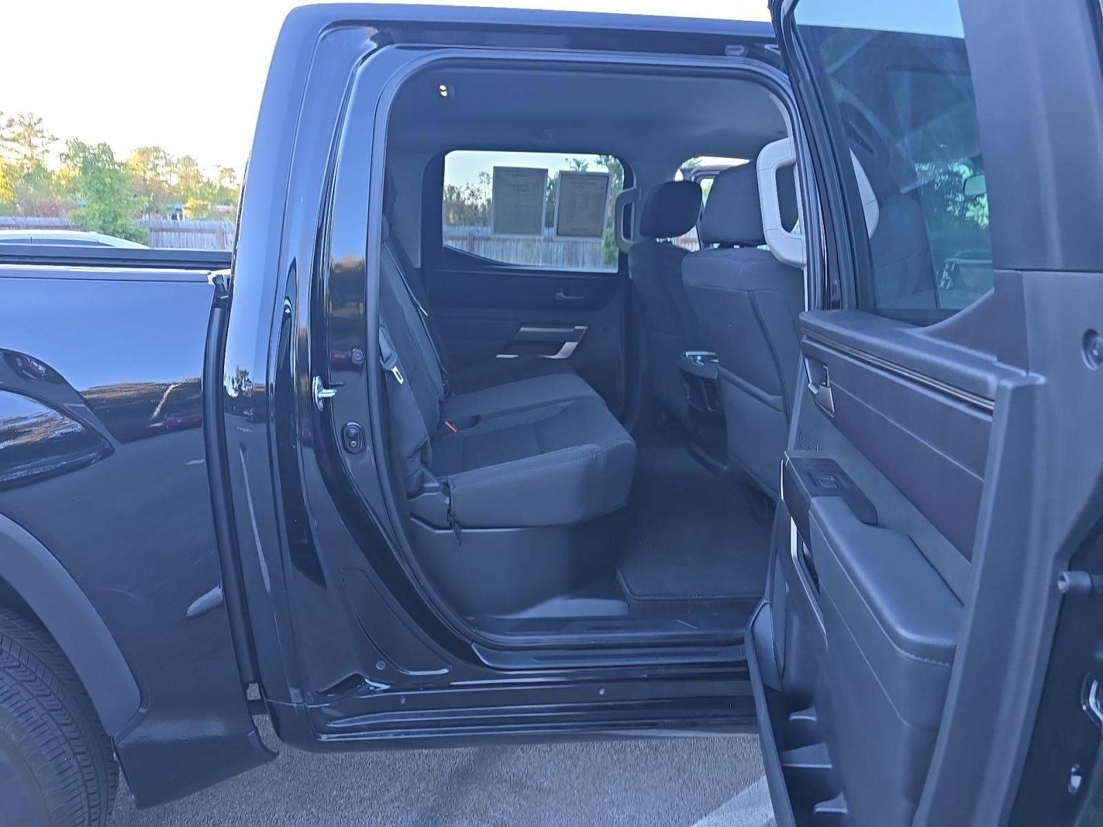 2024 Toyota Tundra SR5 AWD