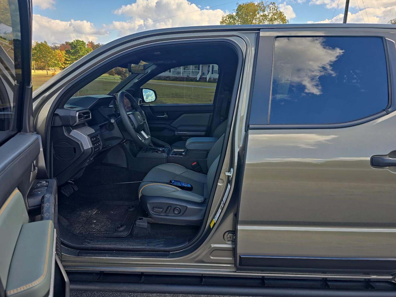 2024 Toyota Tacoma Hybrid Trailhunter AWD