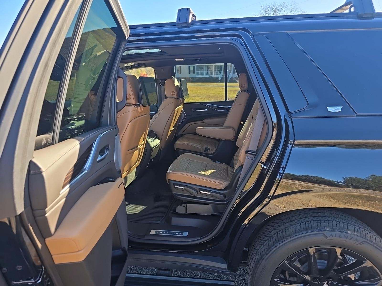 2023 Cadillac Escalade Sport AWD