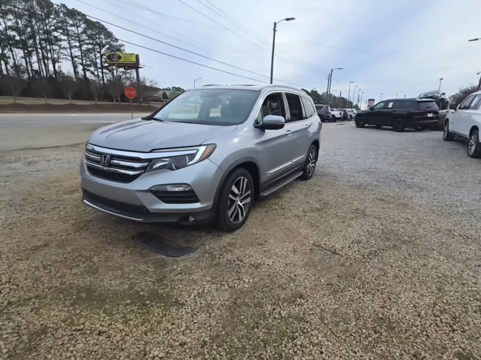 2018 Honda Pilot Touring FWD