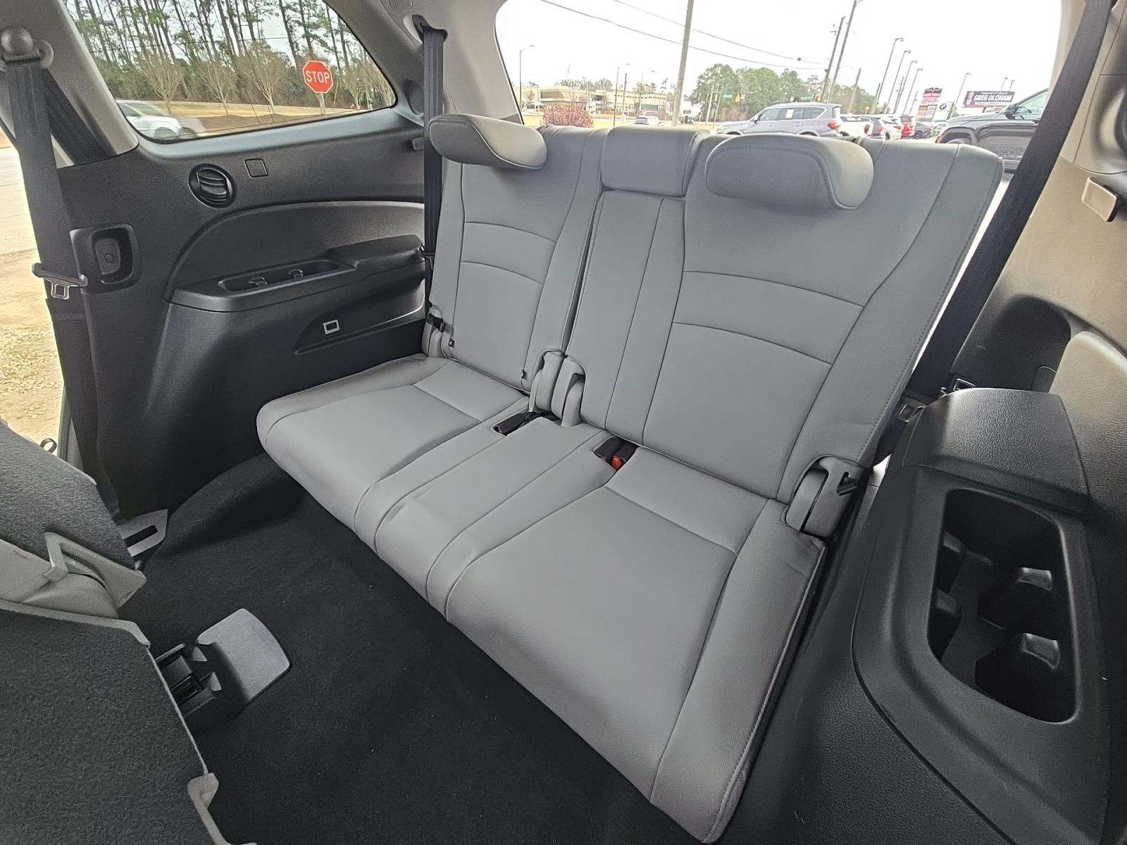 2018 Honda Pilot Touring FWD