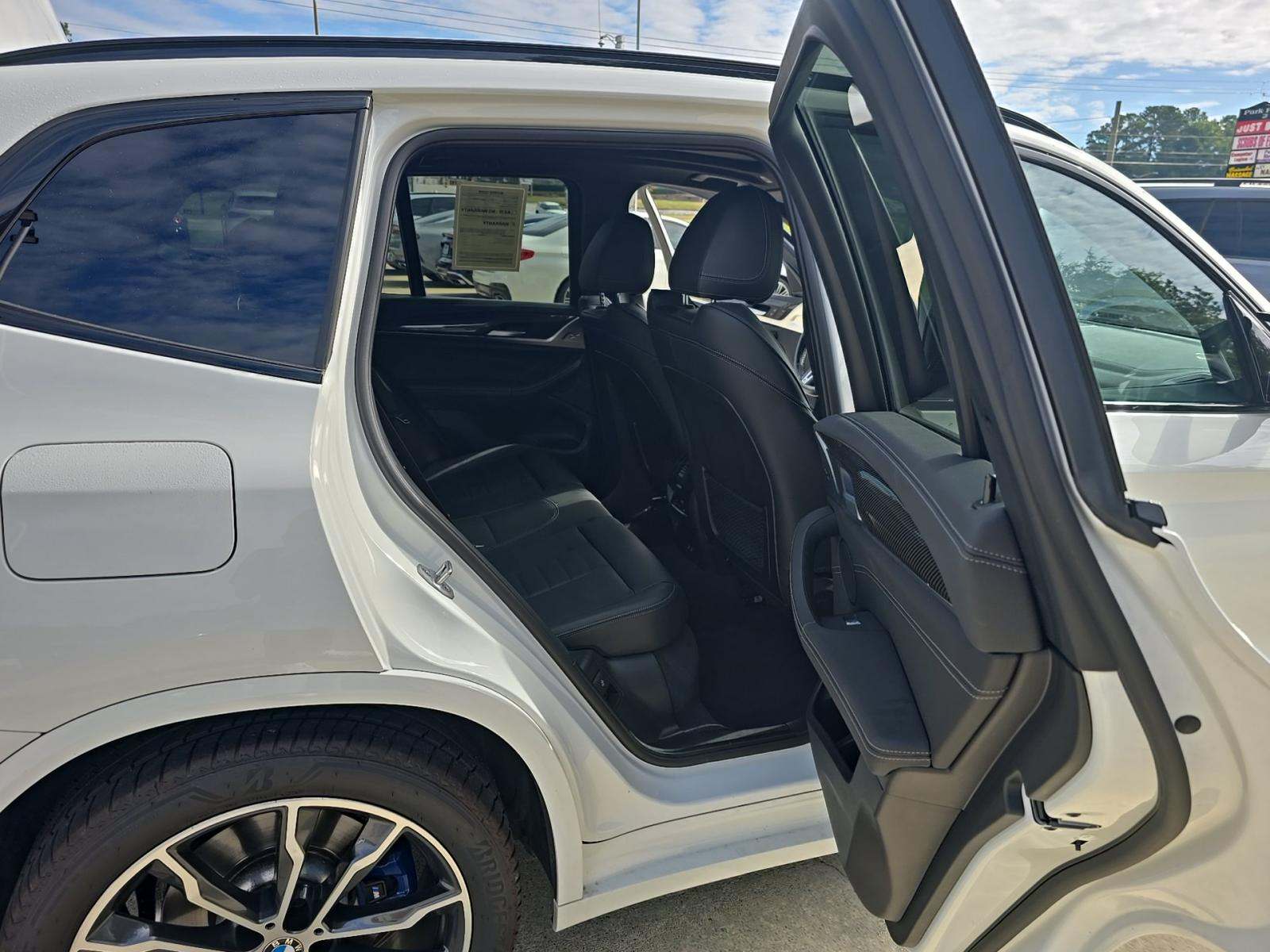 2023 BMW X3 M40i AWD