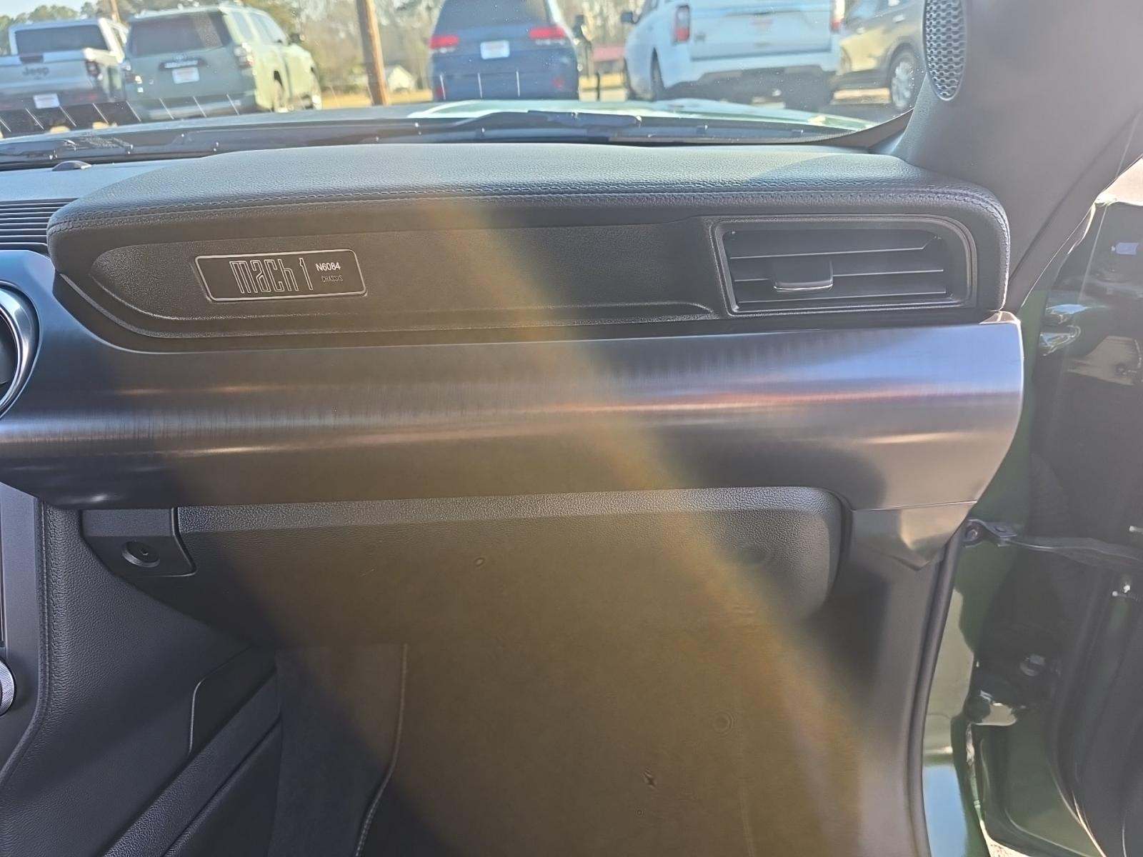 2022 Ford Mustang Mach 1 RWD