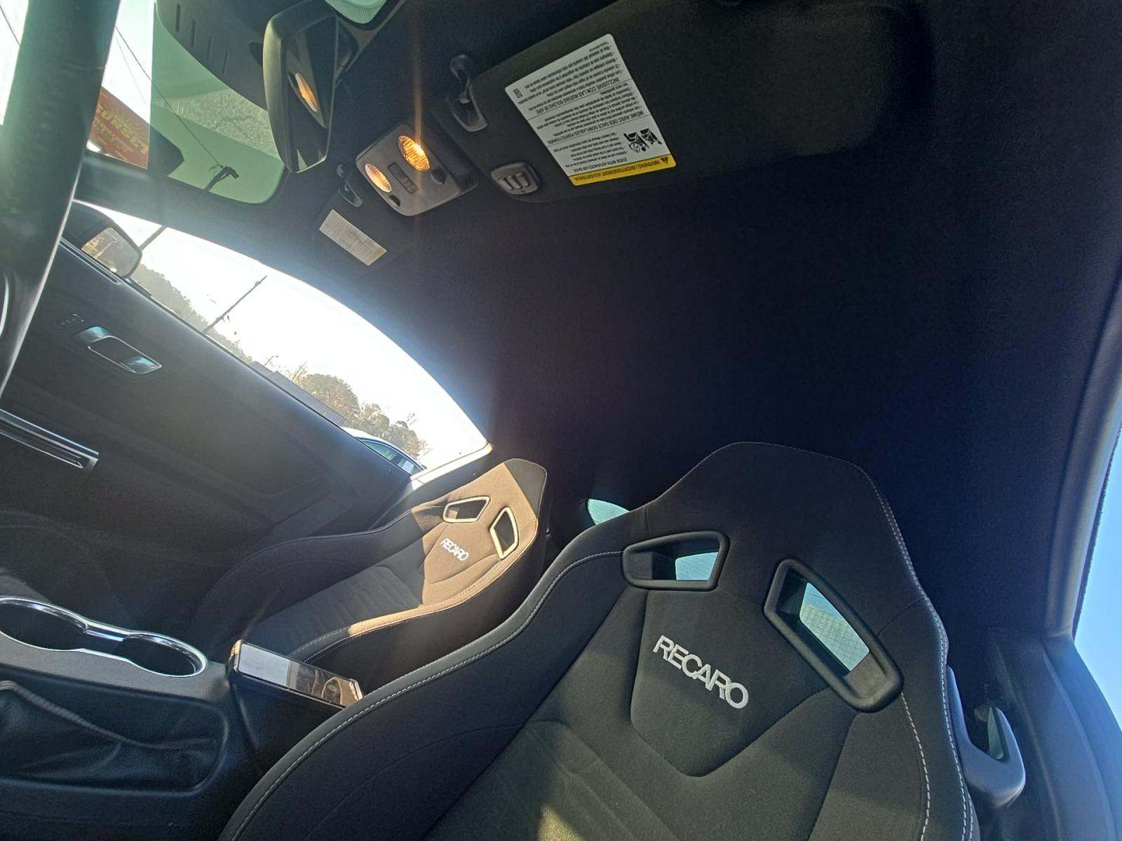 2022 Ford Mustang Mach 1 RWD