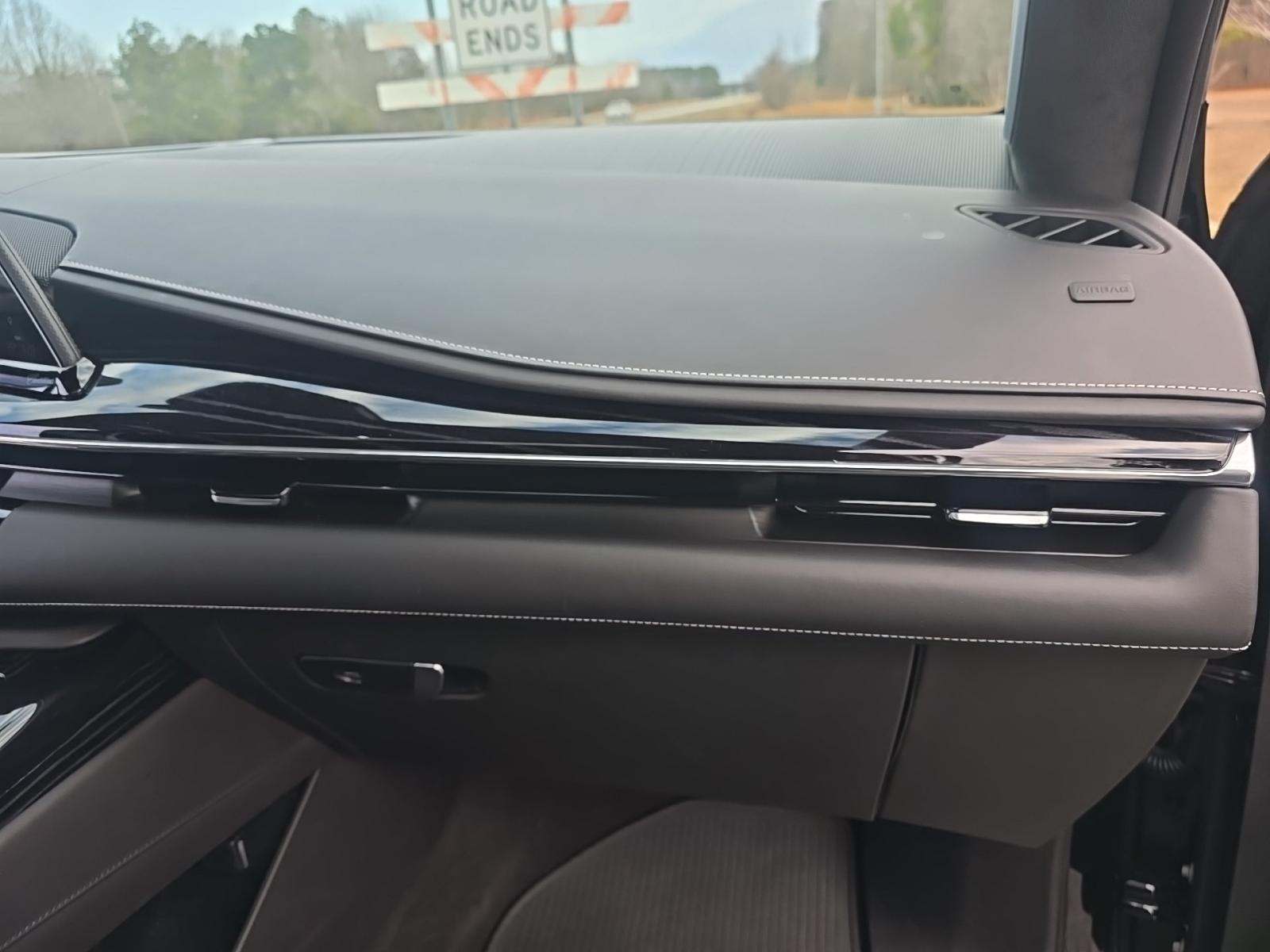 2023 Cadillac Escalade ESV V-Series AWD