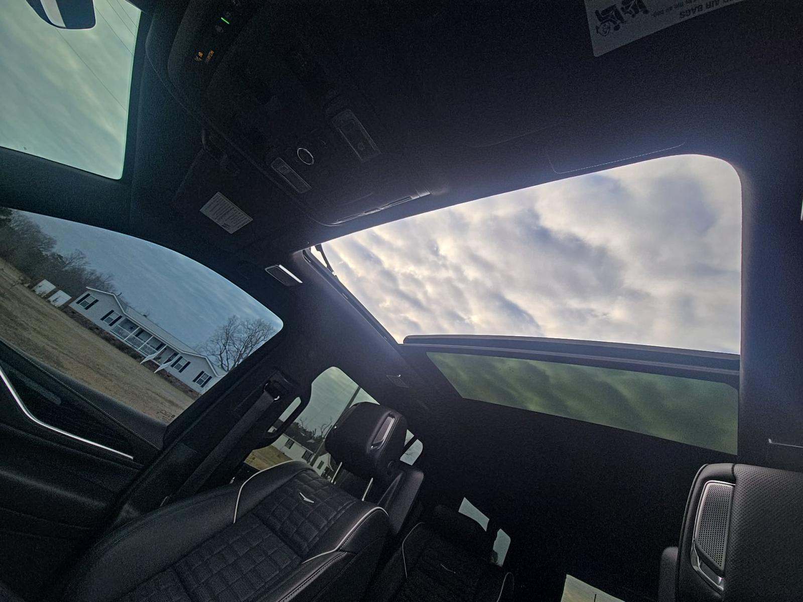 2023 Cadillac Escalade ESV V-Series AWD