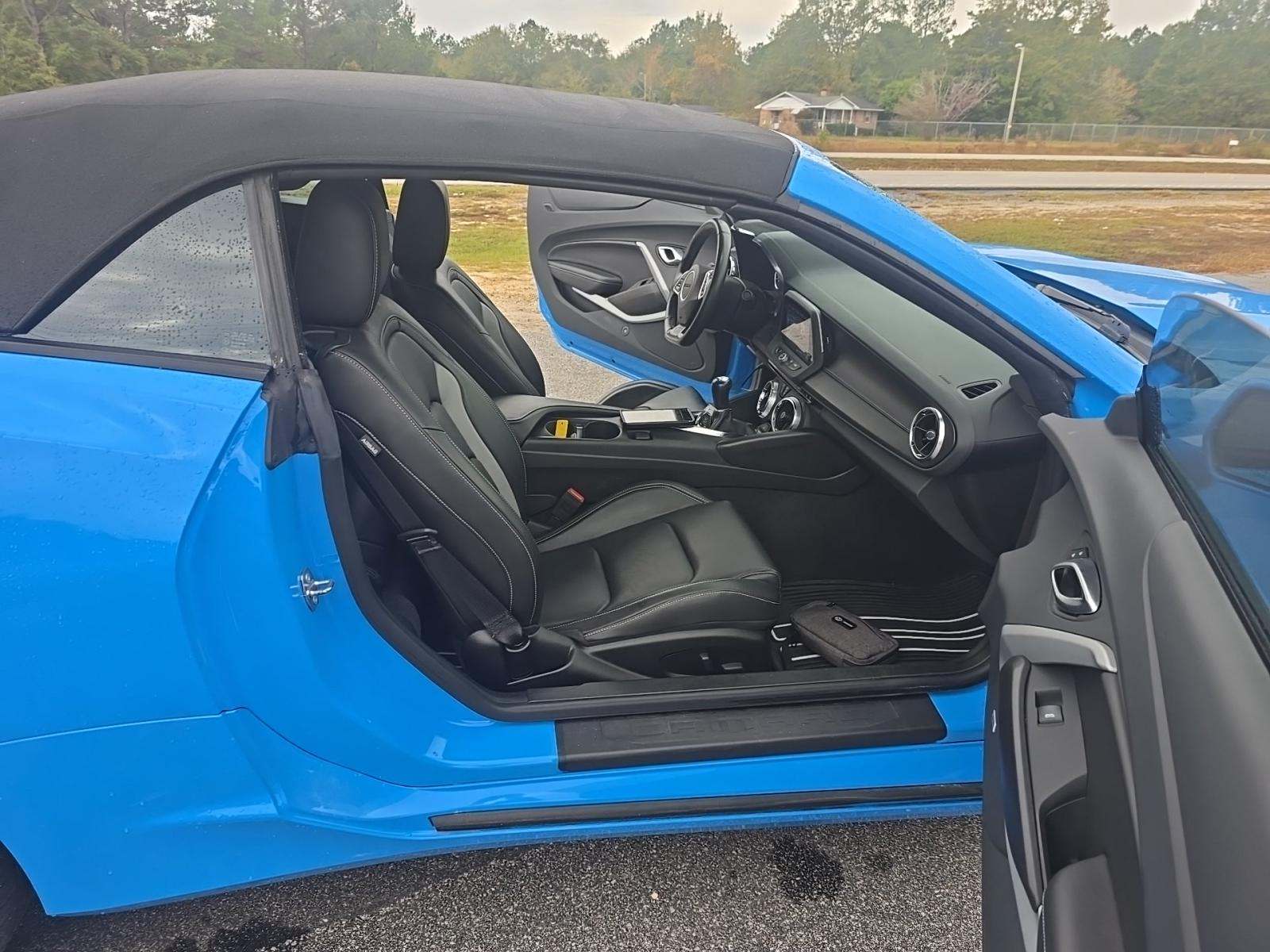 2022 Chevrolet Camaro 2LT RWD