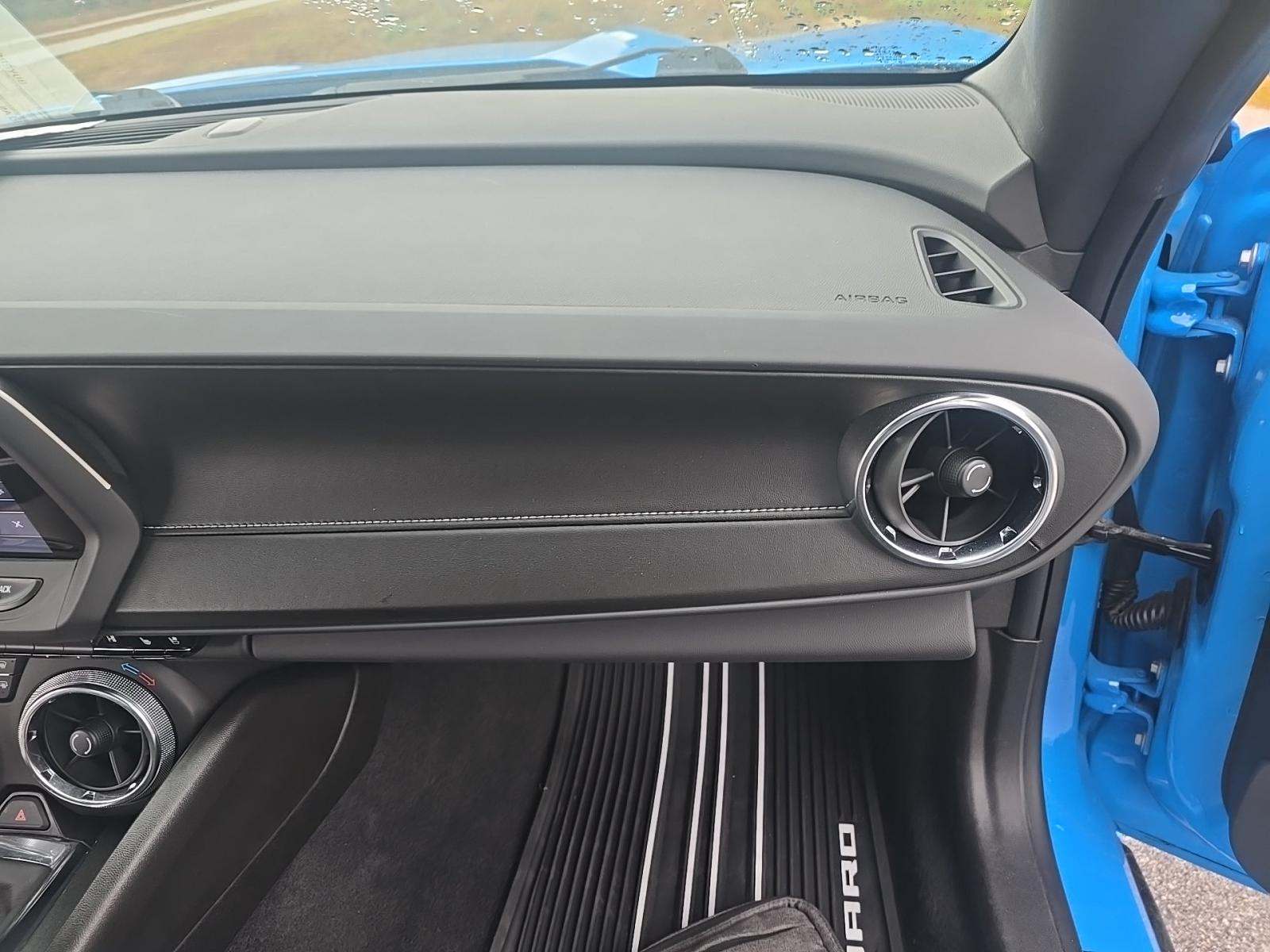 2022 Chevrolet Camaro 2LT RWD