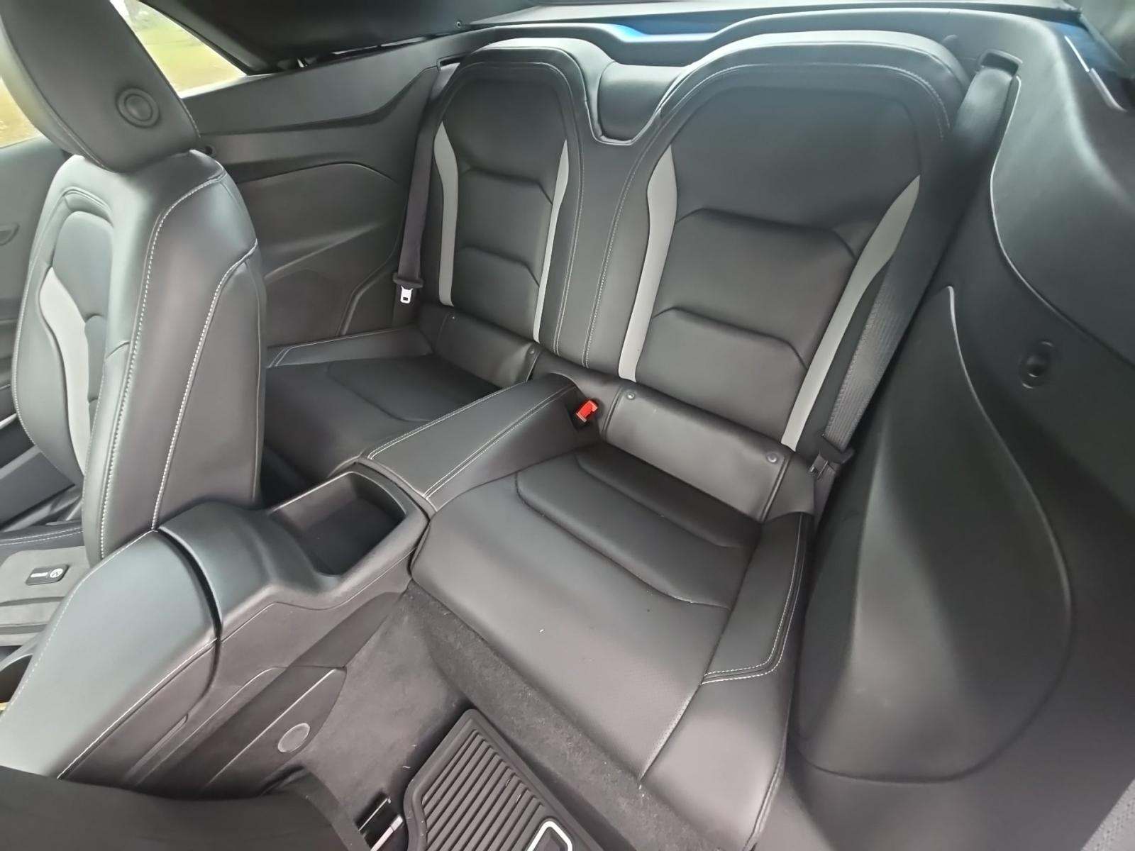 2022 Chevrolet Camaro 2LT RWD