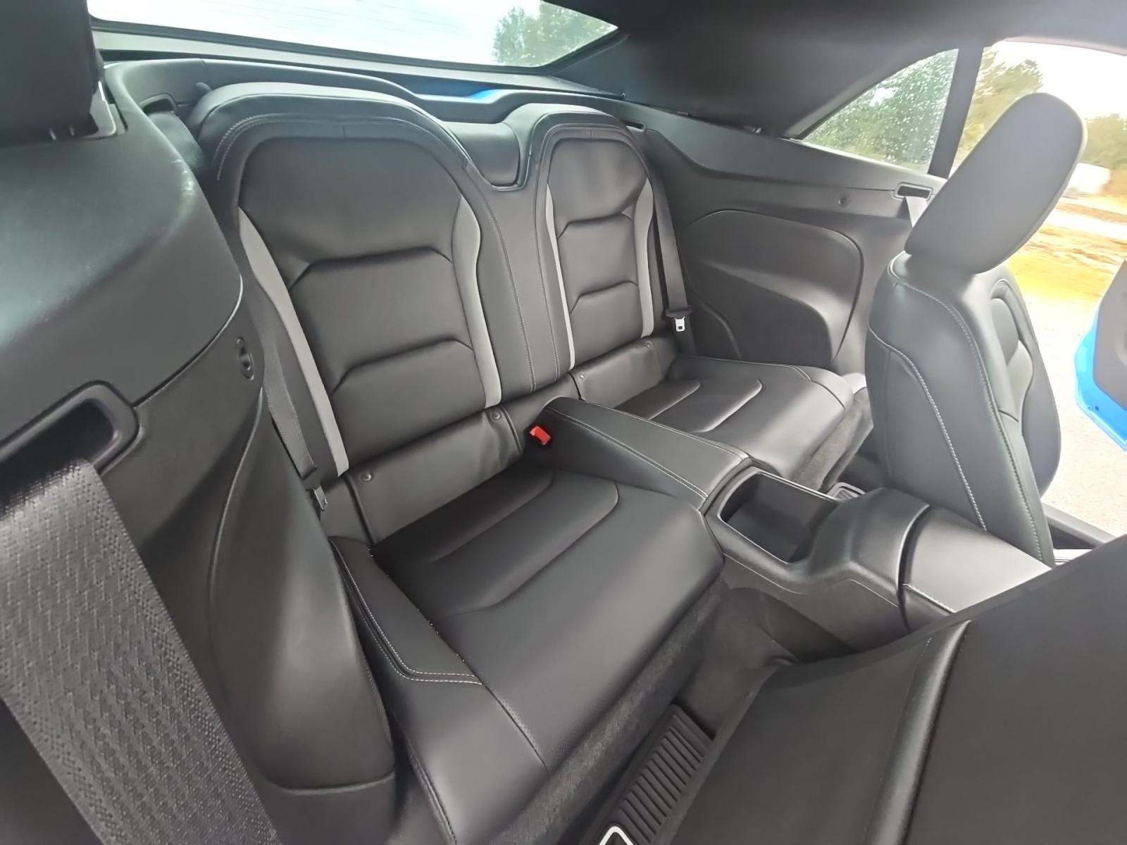 2022 Chevrolet Camaro 2LT RWD