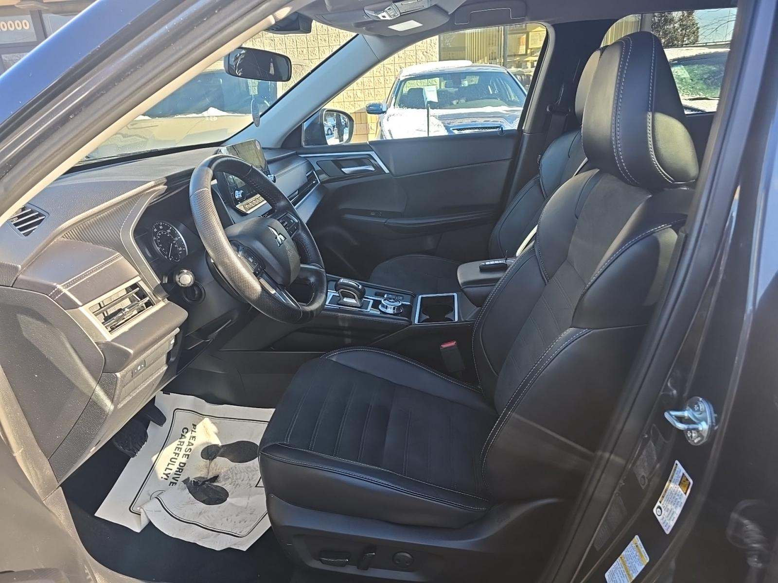 2024 Mitsubishi Outlander SE AWD