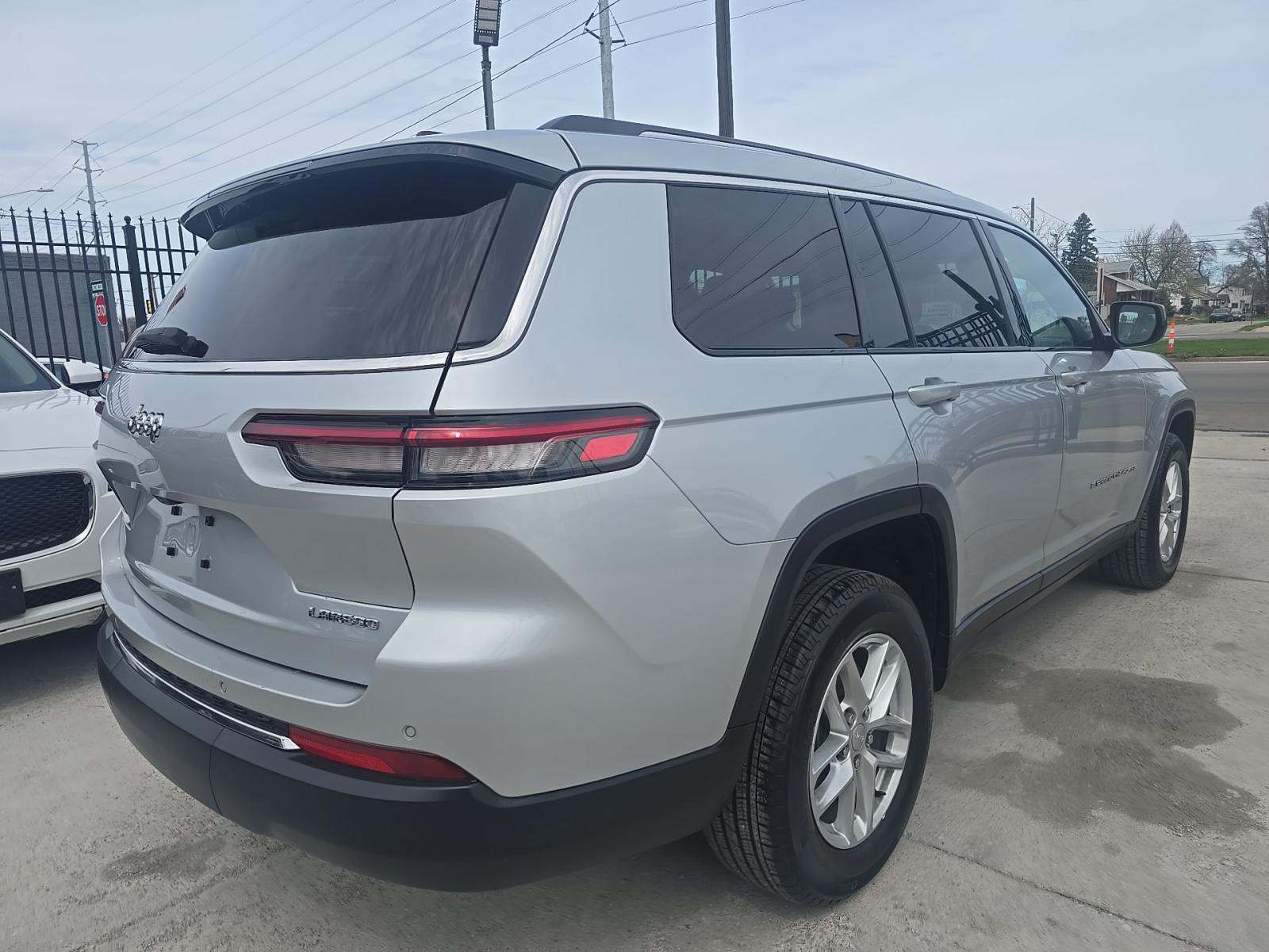 JEEP GRAND CHEROKEE - 3