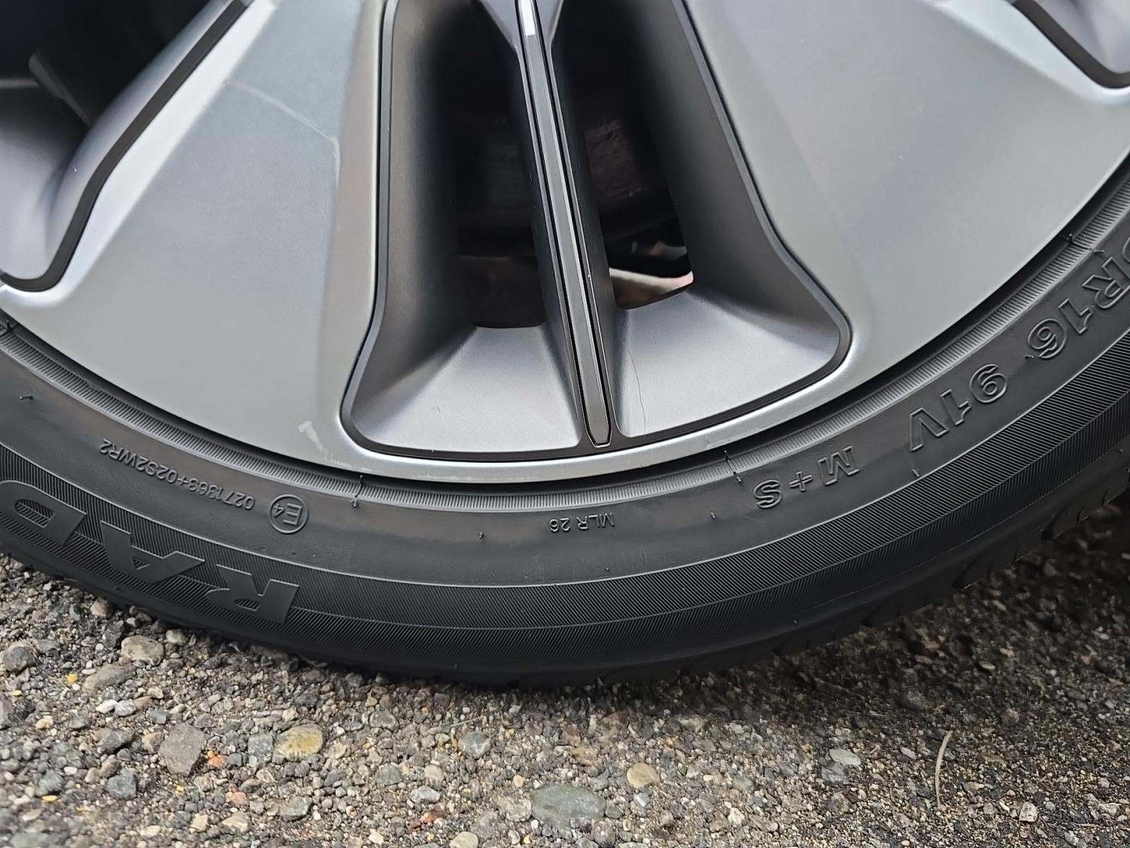 2019 Hyundai Ioniq Plug-In Hybrid FWD