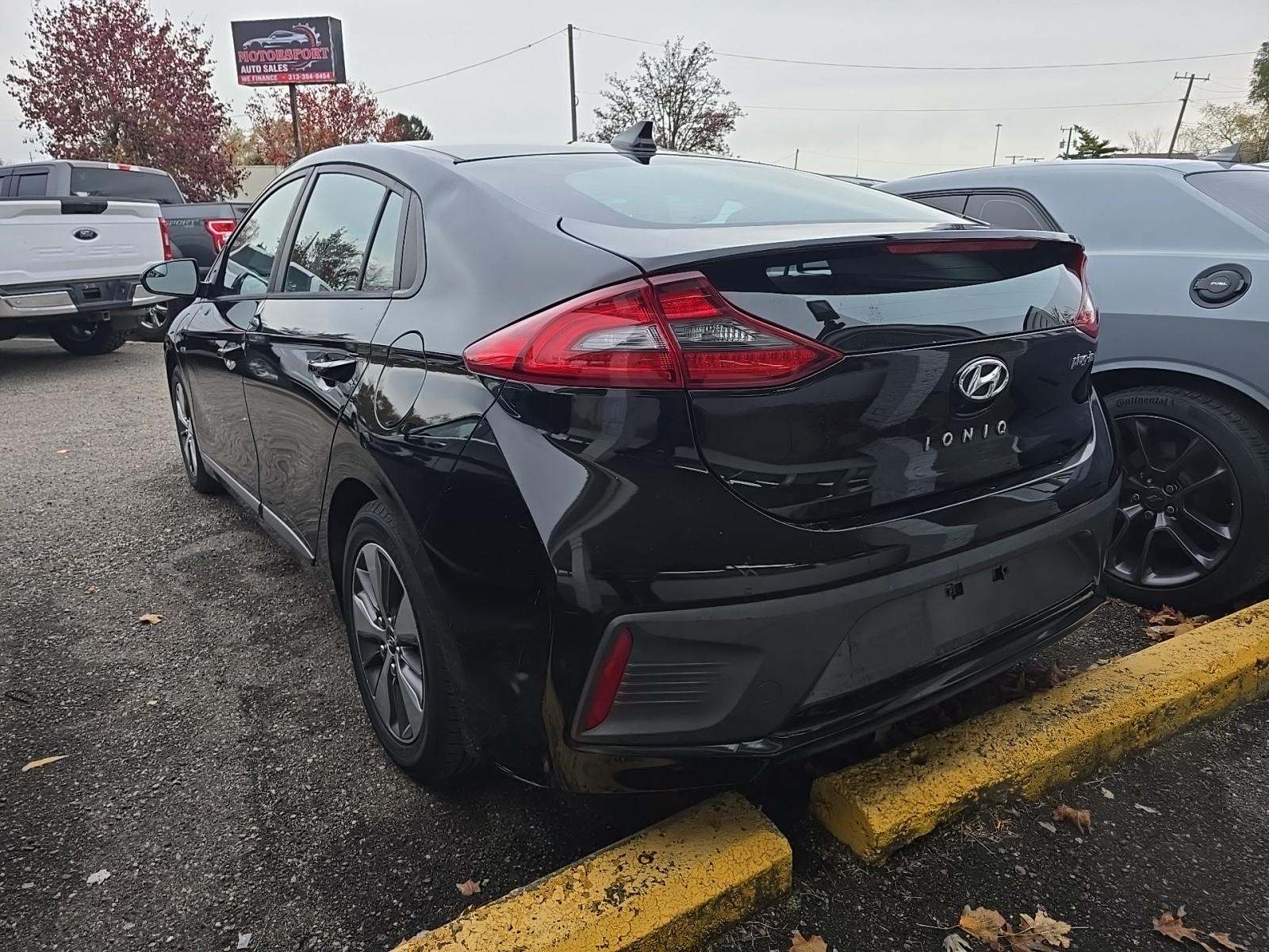 2019 Hyundai Ioniq Plug-In Hybrid FWD