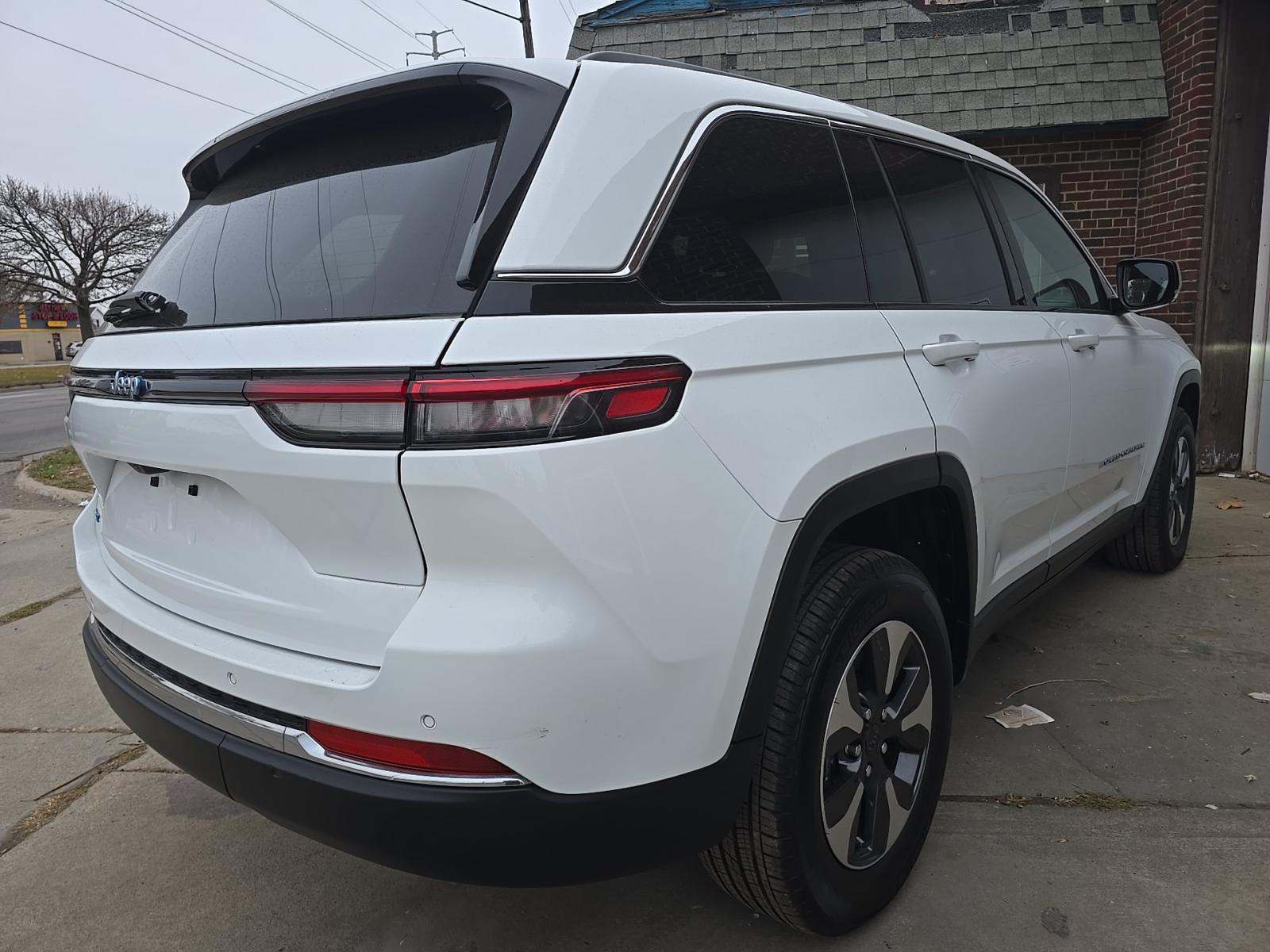 2024 Jeep Grand Cherokee 4xe AWD