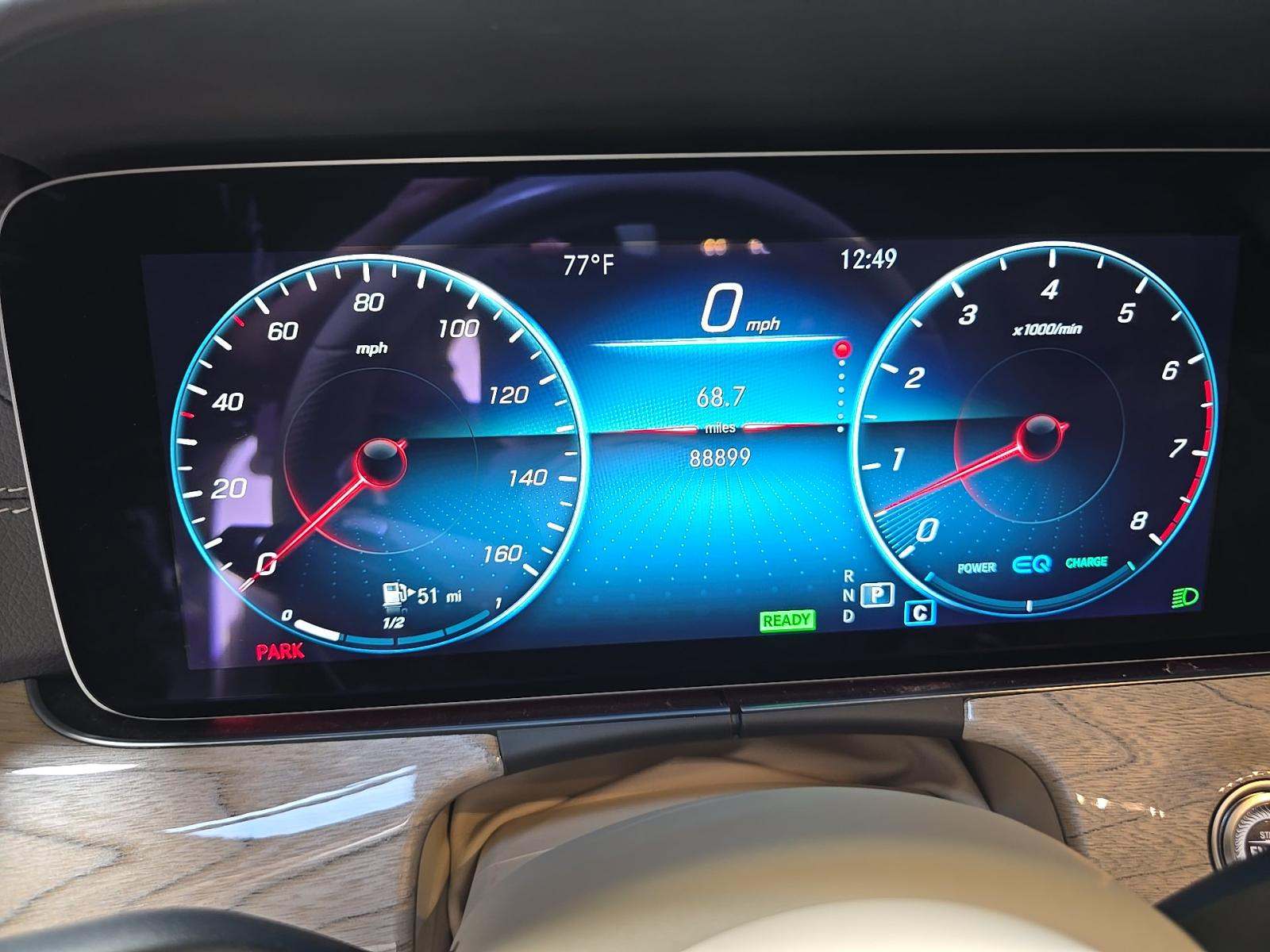 MERCEDES-BENZ E-CLASS - 9