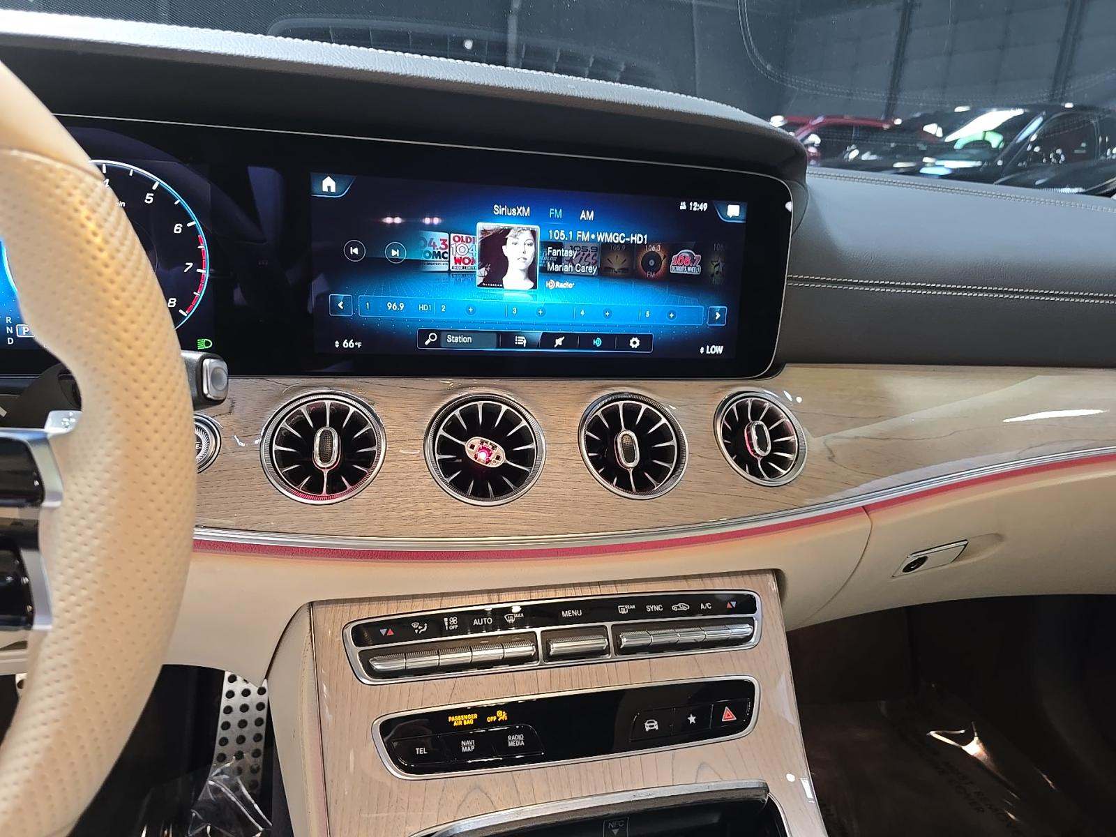 MERCEDES-BENZ E-CLASS - 10