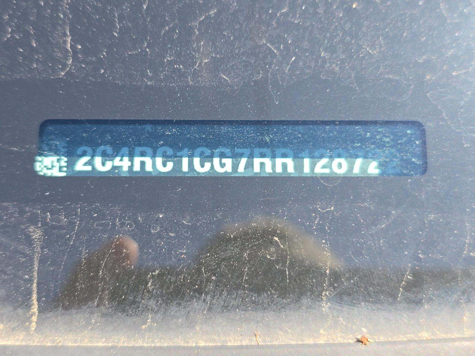 CHRYSLER VOYAGER - 5