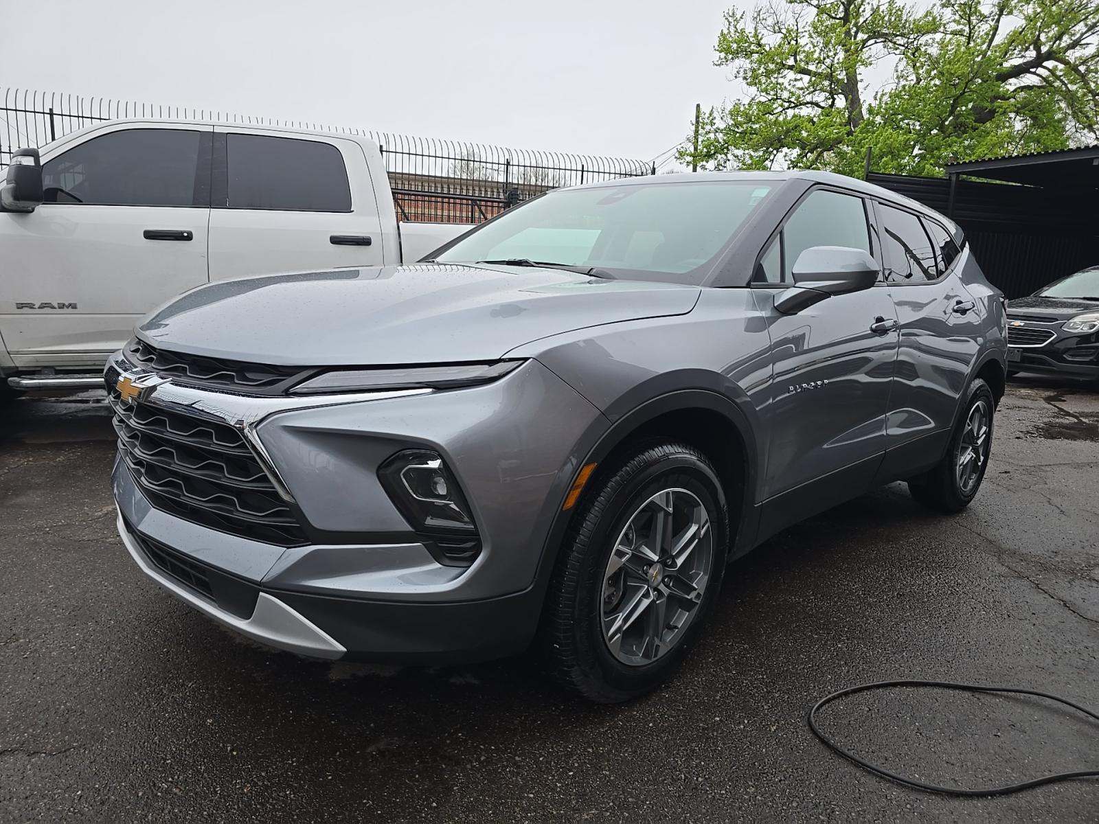CHEVROLET BLAZER - 1