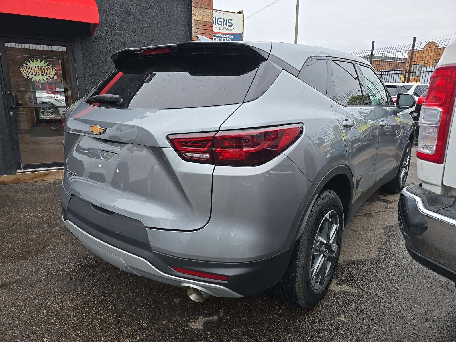 CHEVROLET BLAZER - 3